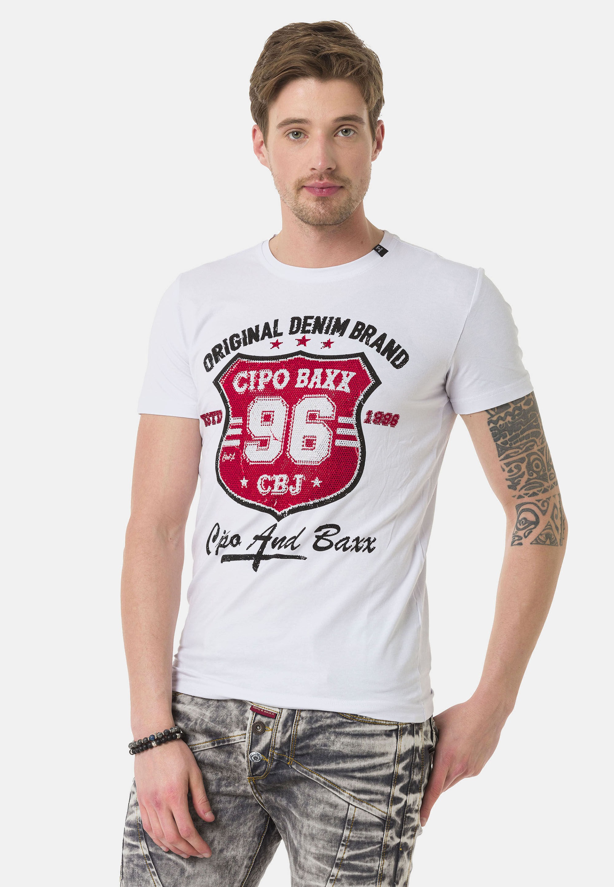 Cipo & Baxx T-Shirt »T-Shirt«, mit großem Wappen-Print