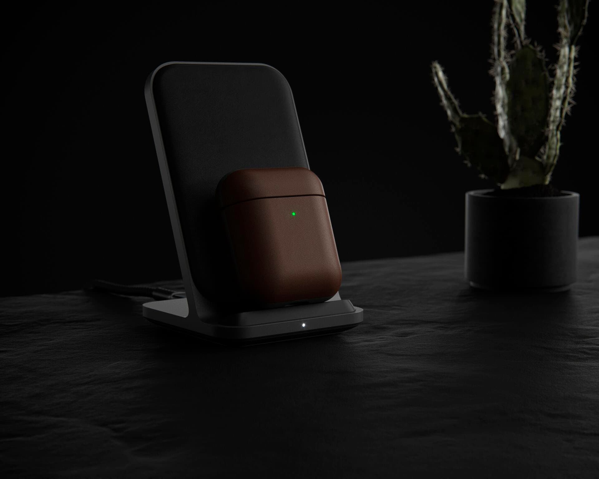 Nomad Smartphone-Ladegerät »Base Station Stand V2«