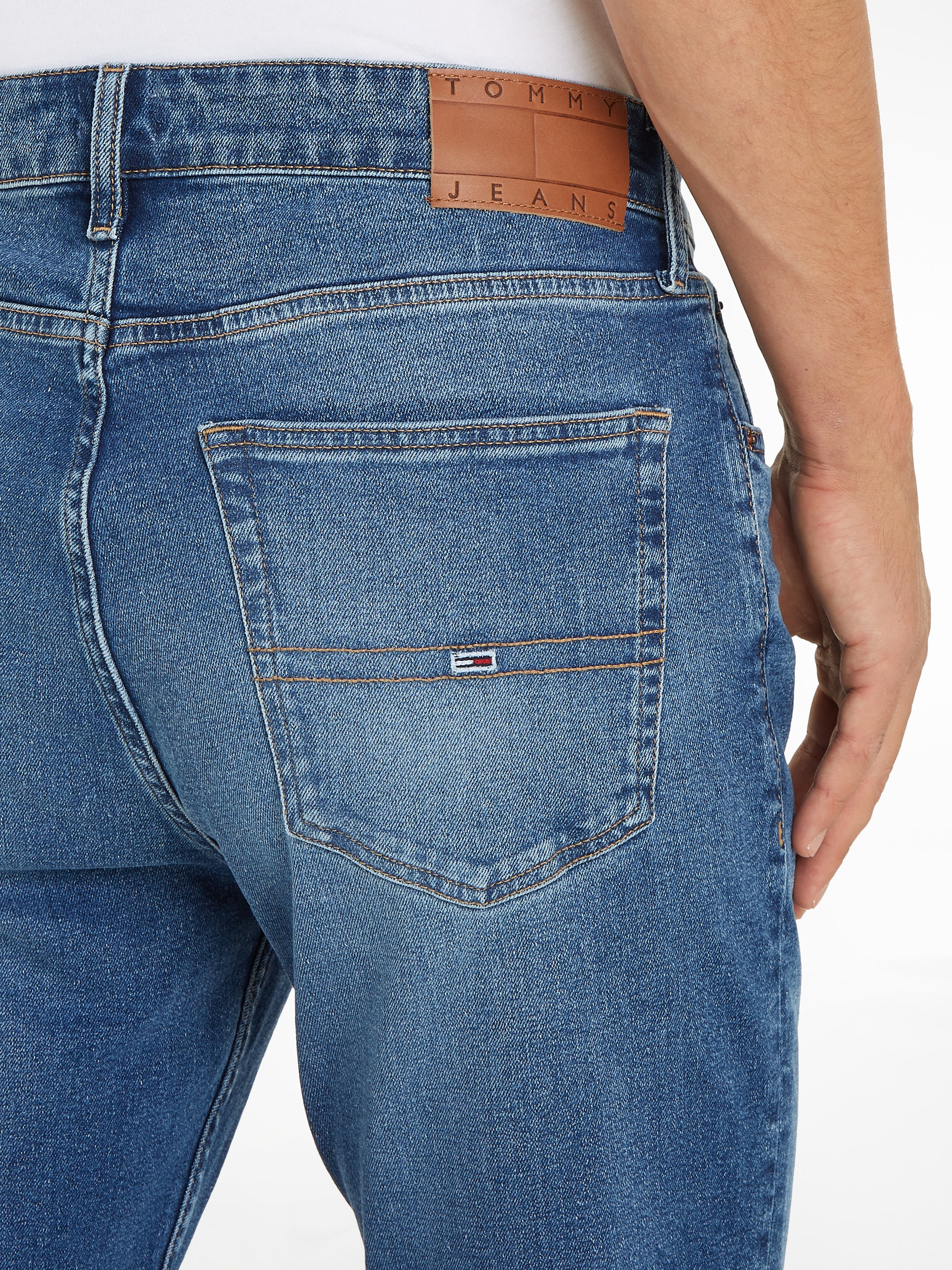 Tommy Jeans Straight-Jeans »RYAN RGLR STRGHT«, im 5-Pocket-Style