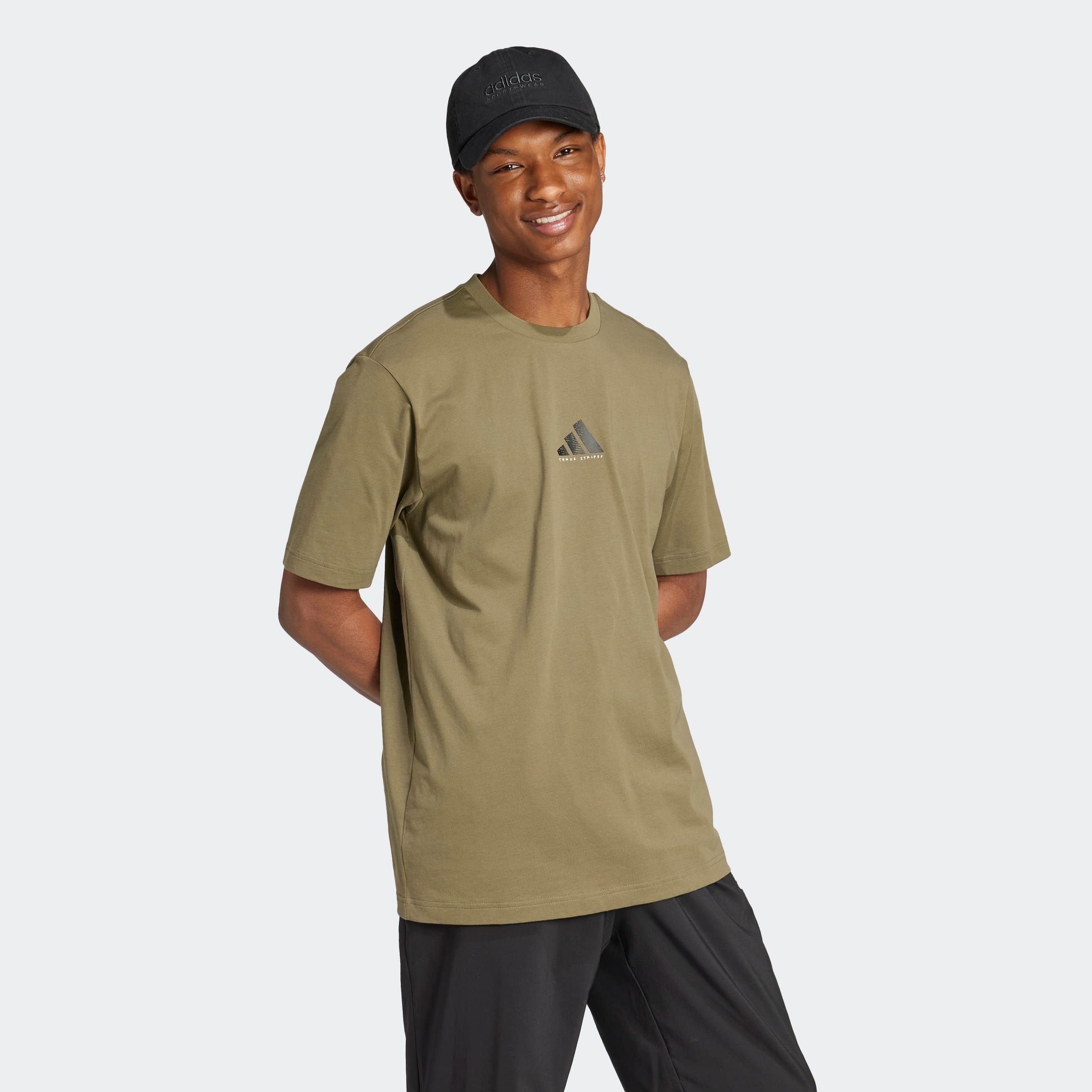 adidas Sportswear T-Shirt "M C PHOTO TEE" sportlicher Stil, ohne Verschluss günstig online kaufen