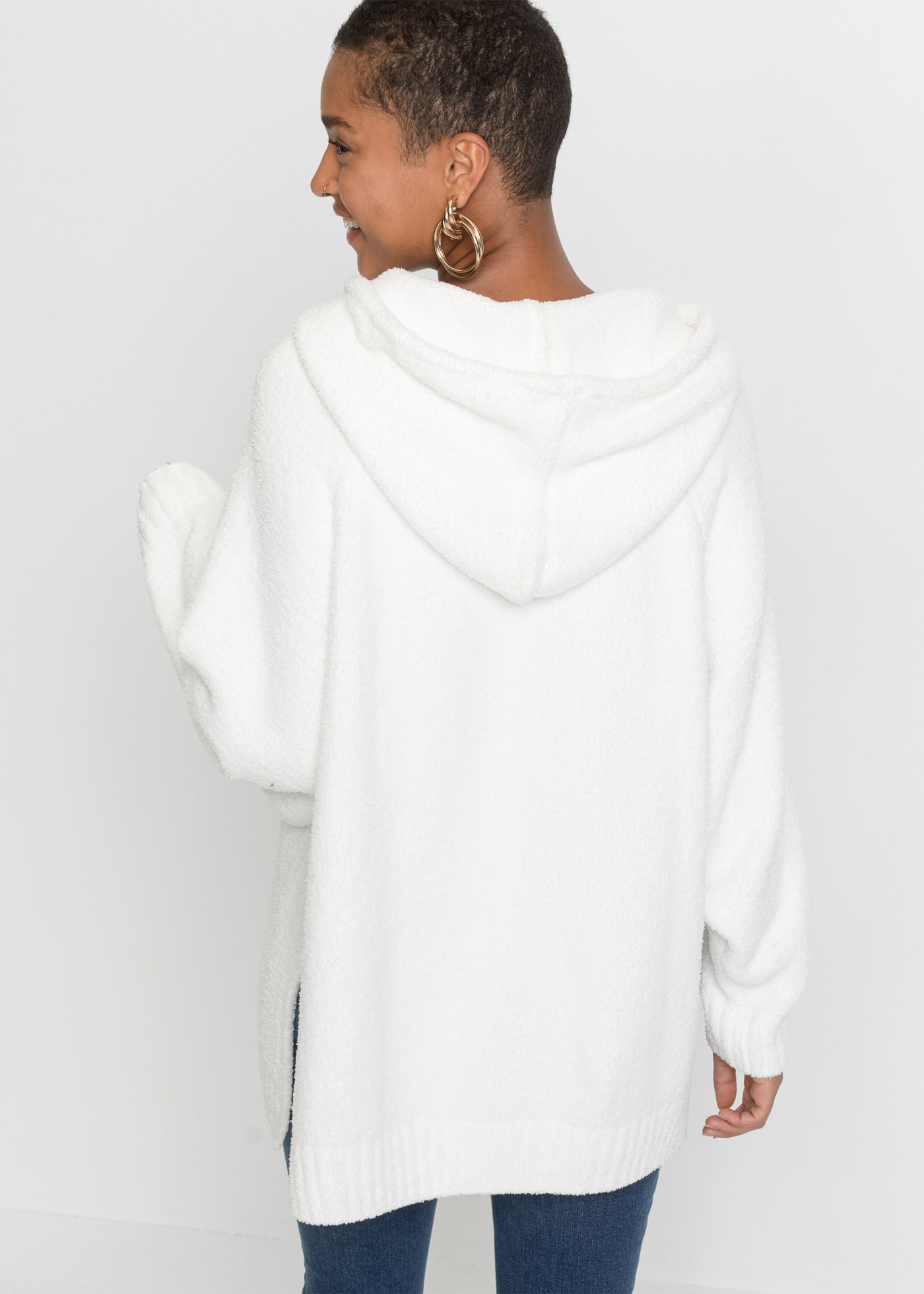 bonprix Strickpullover aus Polyester, mit Kapuze, mit Teddy-Fleece, Oversize Passform