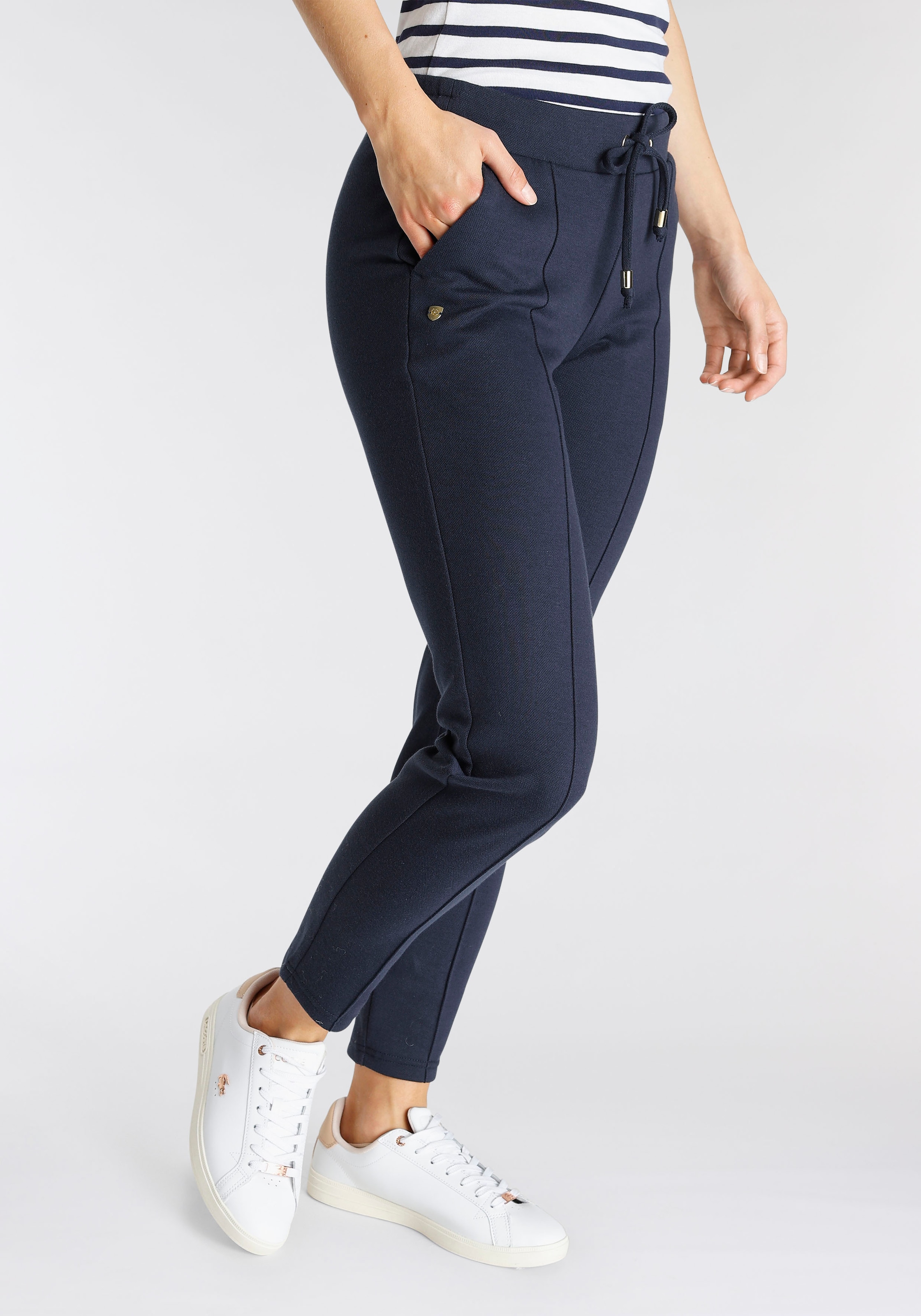 Ziernähten Jogger & DELMAO NEUE Pants, | für elastischem mit trendigen bestellen MARKE! Bund - BAUR