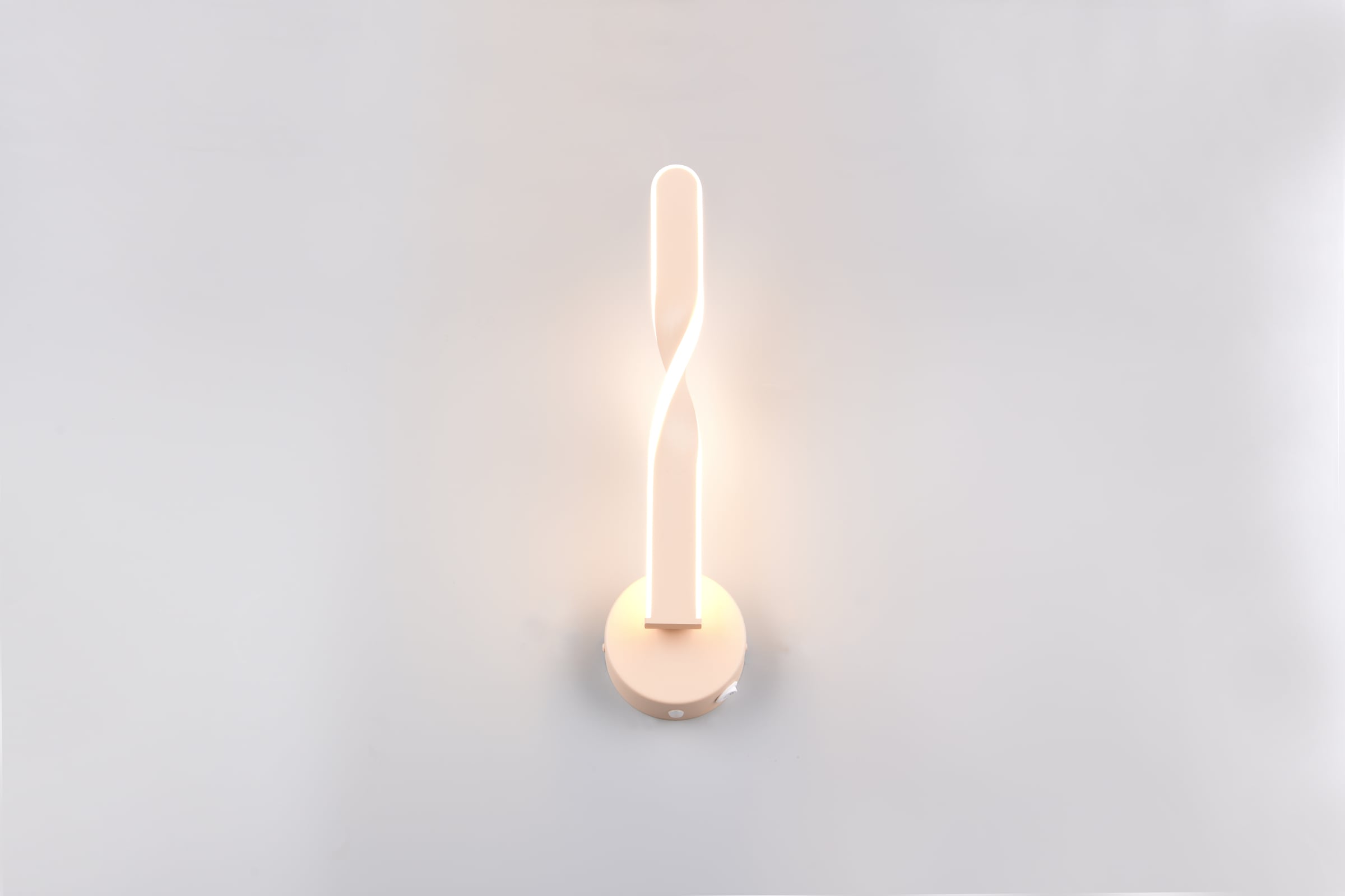 REALITY Leuchten LED Wandleuchte »GINKO, LED Wandlampe mit Schalter, 11W 1250 Lumen 3000K warmweiß«, 1 flammig, Leuchtmittel LED-Board | LED fest integriert, On/Off Kippschalter, elegant geschwungene LED Elemente Höhe 45,5cm
