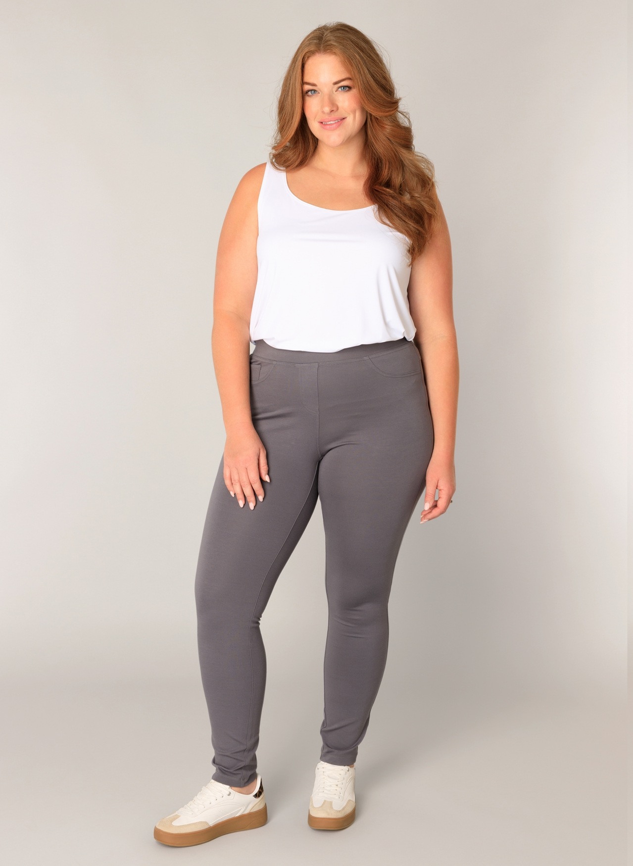 Thumbnail - Base Level Curvy Jeggings "Arnika" mit Badge