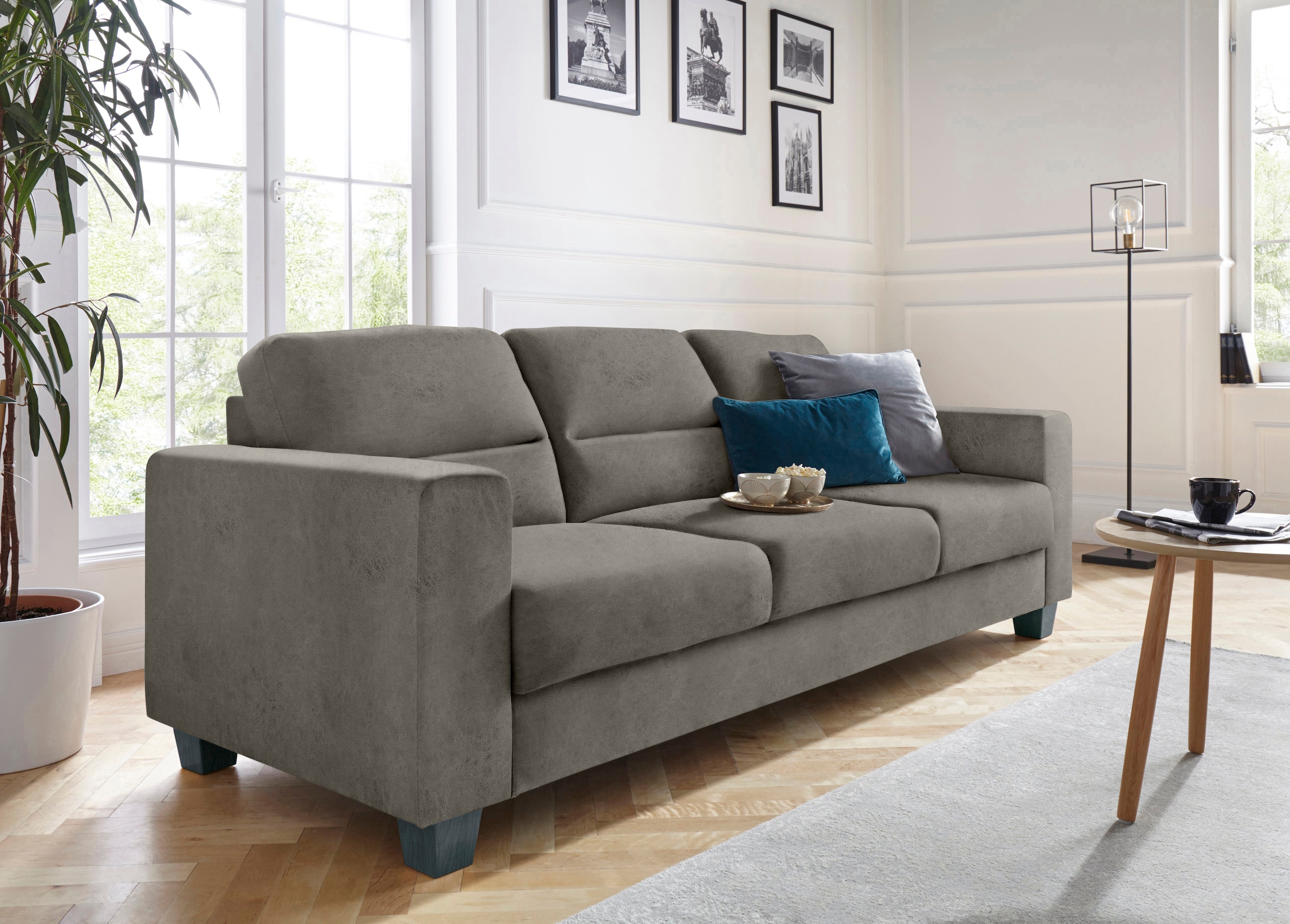 TRENDMANUFAKTUR 3-Sitzer »Chamber mit hohem Sitzkomfort«, in zeitloser Optik, Kopfstützen optional bestellbar
