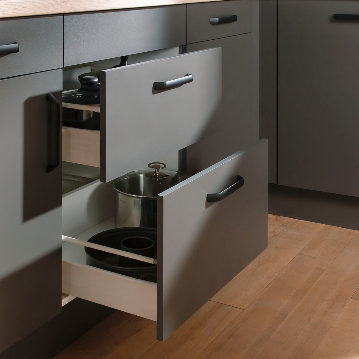 wiho Küchen Winkelküche »"Simi", mit verstellbaren Füßen, wahlweise mit E-Geräten«, Soft-Close-Funktion in Schubkästen & Auszügen, Stellbreite 315/175 cm