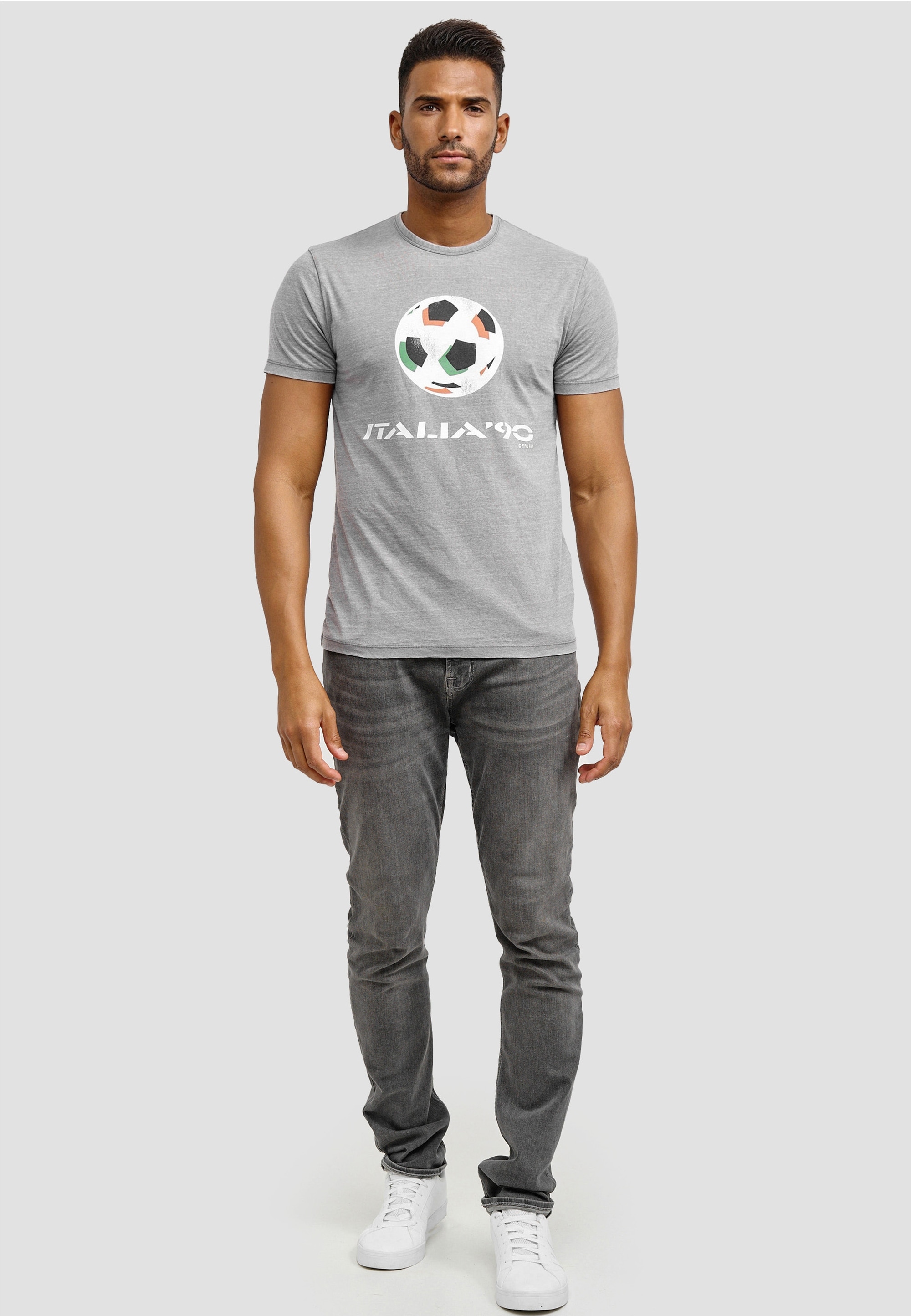 Recovered T-Shirt "FIFA World Cup 1990", im Retro-Look günstig online kaufen