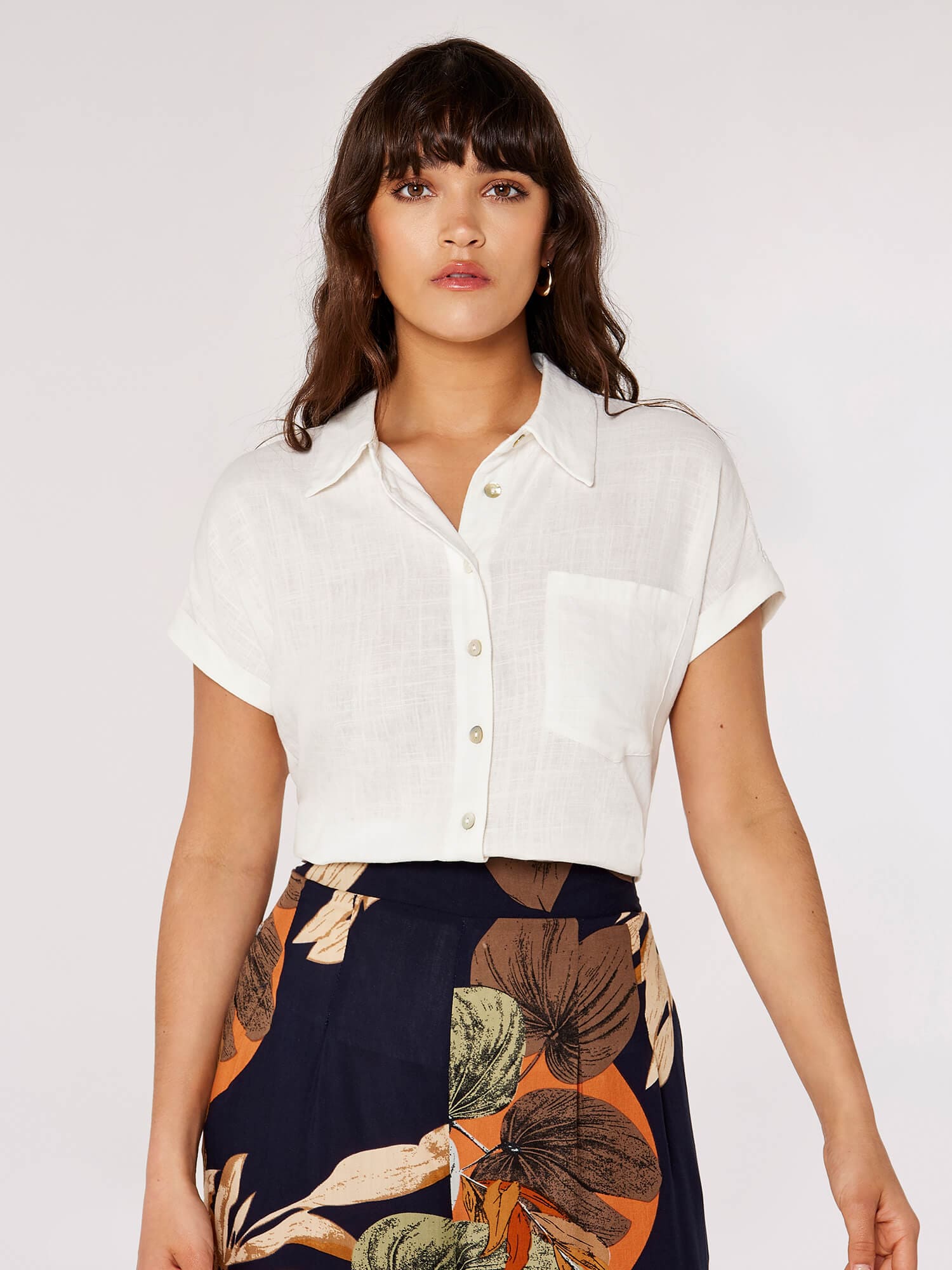 Apricot Klassische Bluse "Leinenhemd mit Knöpfen" 1 mit Umschlagärmeln