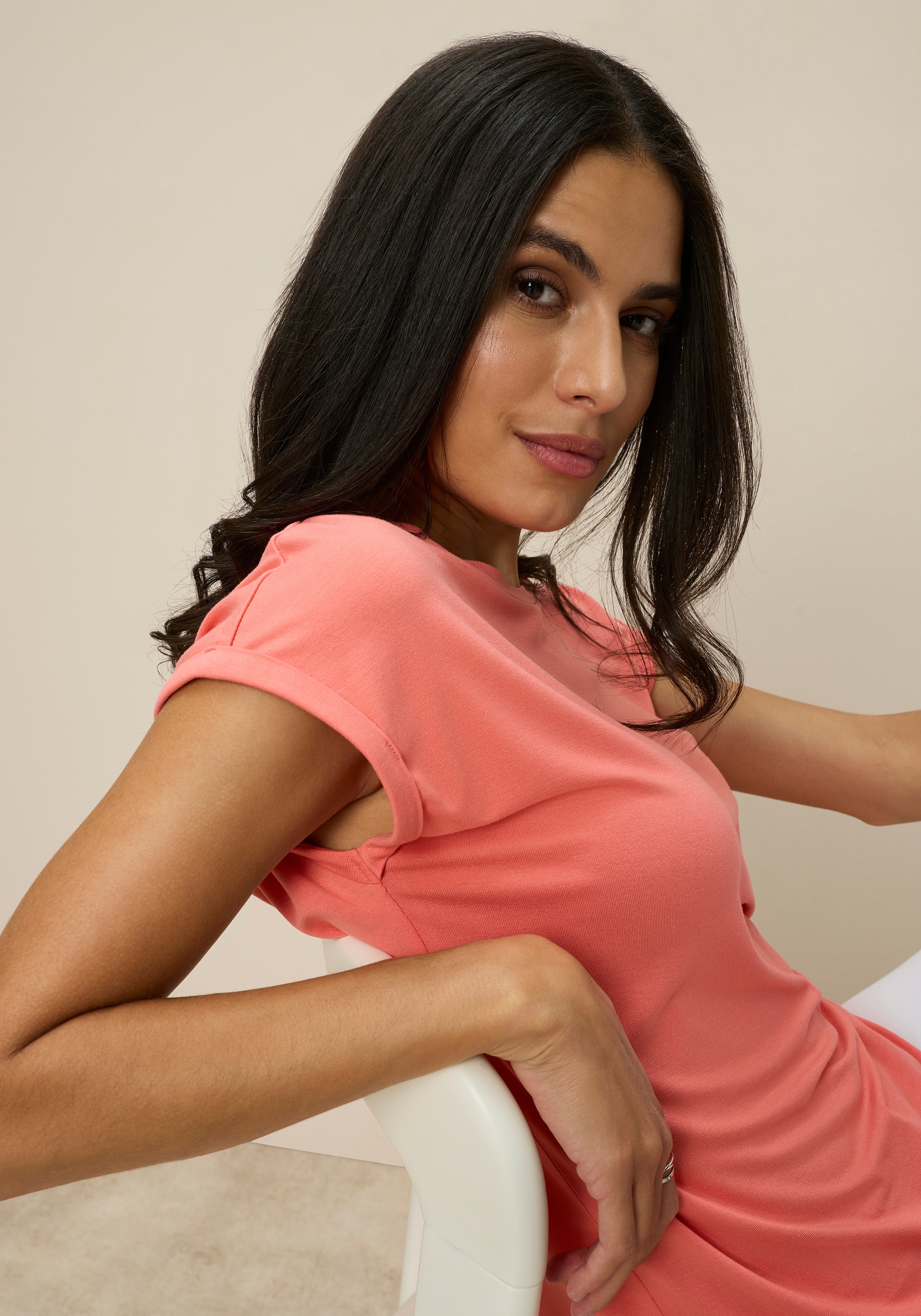 Tamaris T-Shirt Regular Fit, mit überlappenden Schultern, Kurzarm mit Aufsc günstig online kaufen