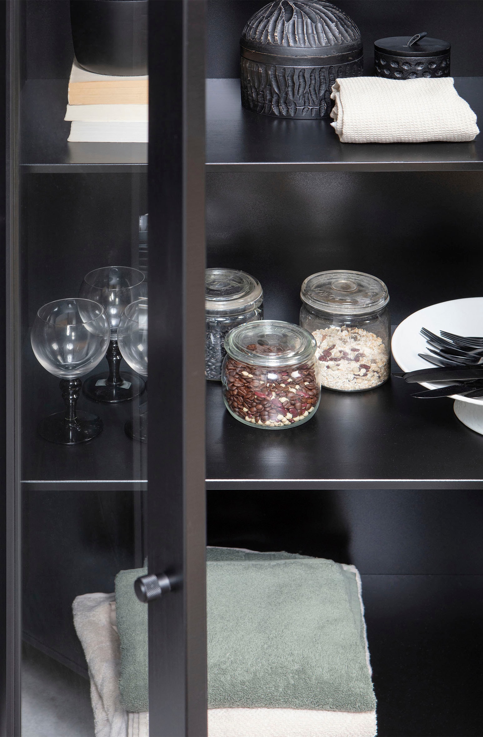 WOOOD Vitrine »Xam«, aus Kiefernholz, Breite 100 cm