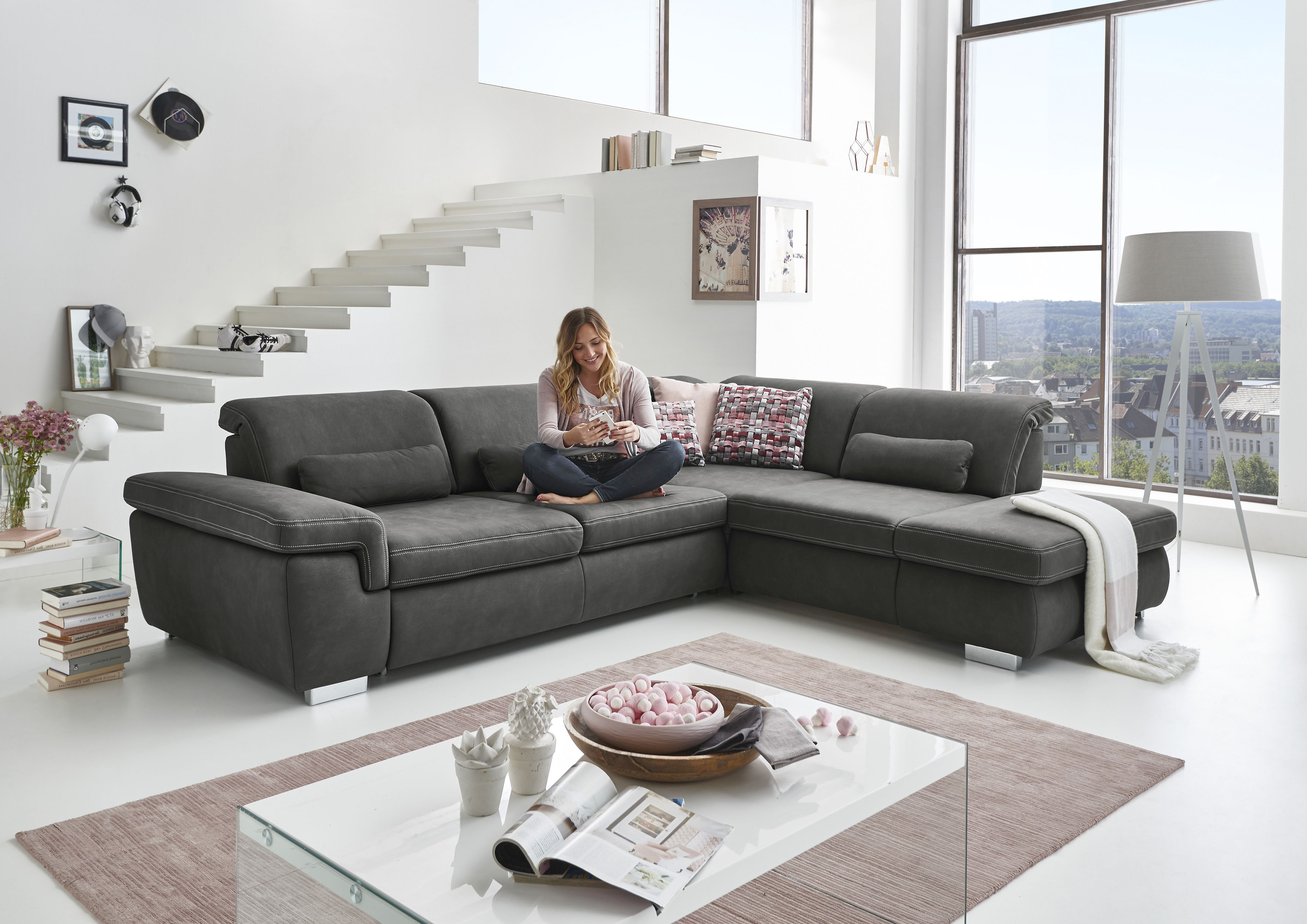 Die PlanBar Ecksofa "MP-IN17041 L-Form, Breite 320 cm" Sitztiefenverstellung, optional Kopfteilverstellung & Schlaffunktion