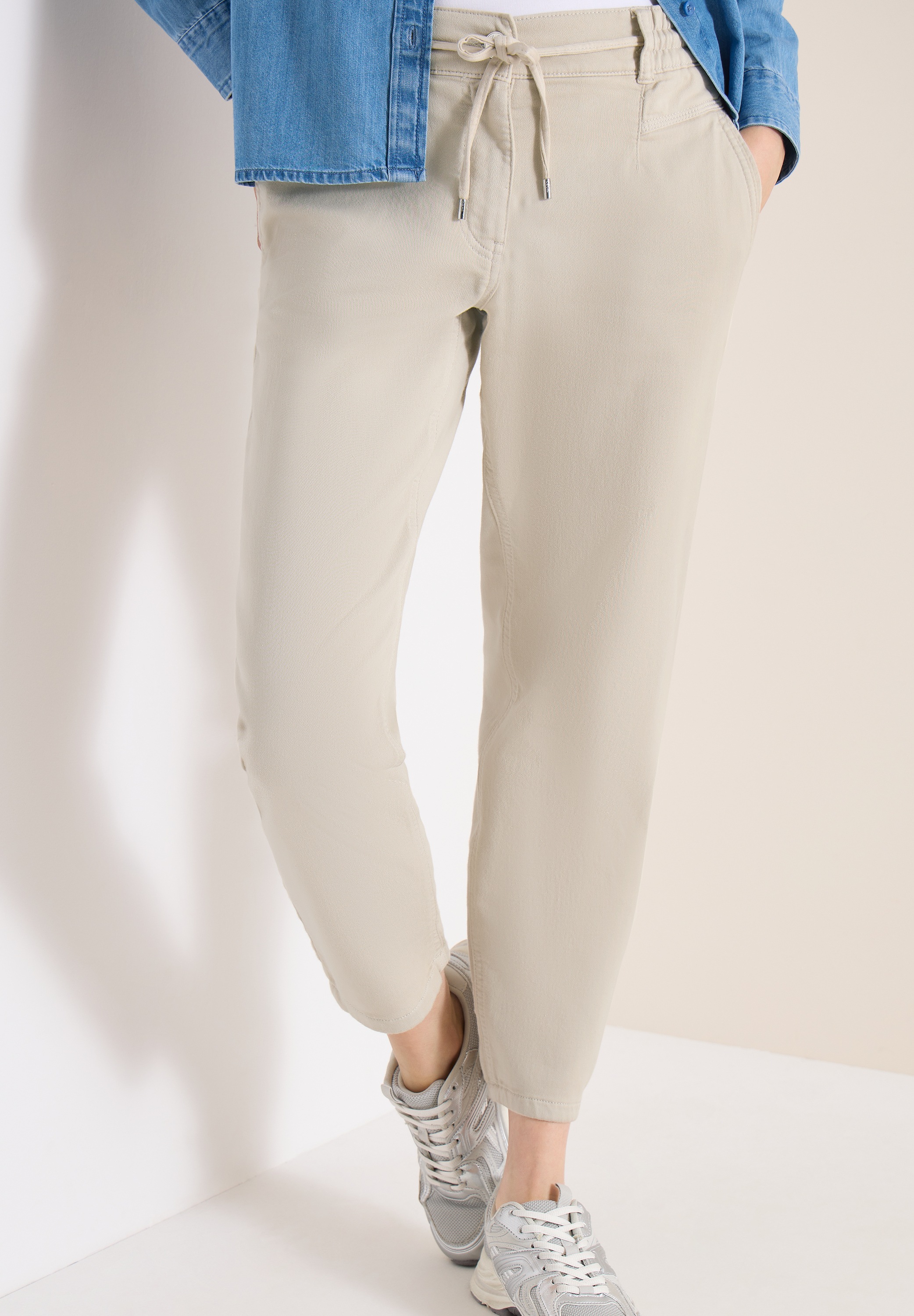 Jogger Pants CECIL, Damen, Gr. S, Länge 28, grain beige, Web, 76% Baumwolle, 23% Polyester, 1% Elasthan, unifarben, loose fit knöchelfrei, Hosen, Middle Waist