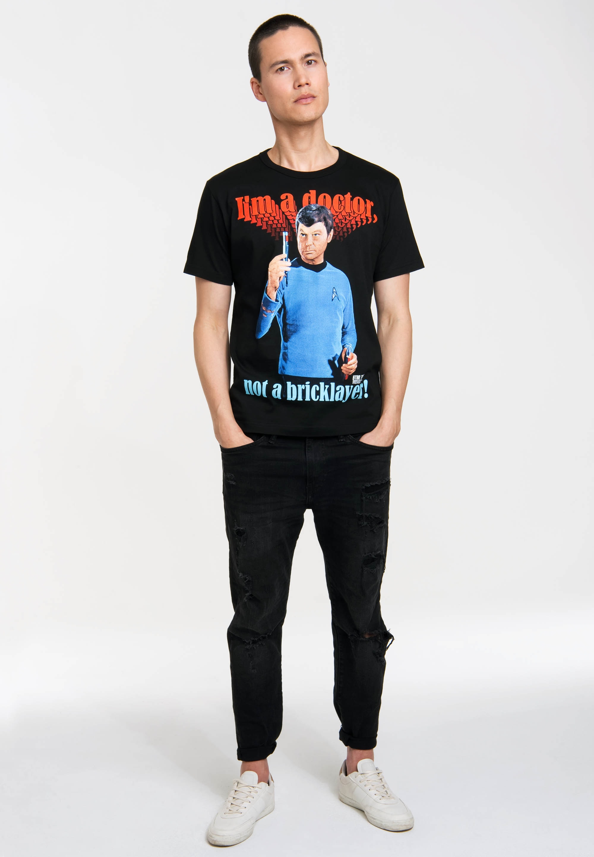 LOGOSHIRT T-Shirt »I\\\m A Doctor Not A Bricklayer Doktor McCoy«, mit hochwertigem Siebdruck
