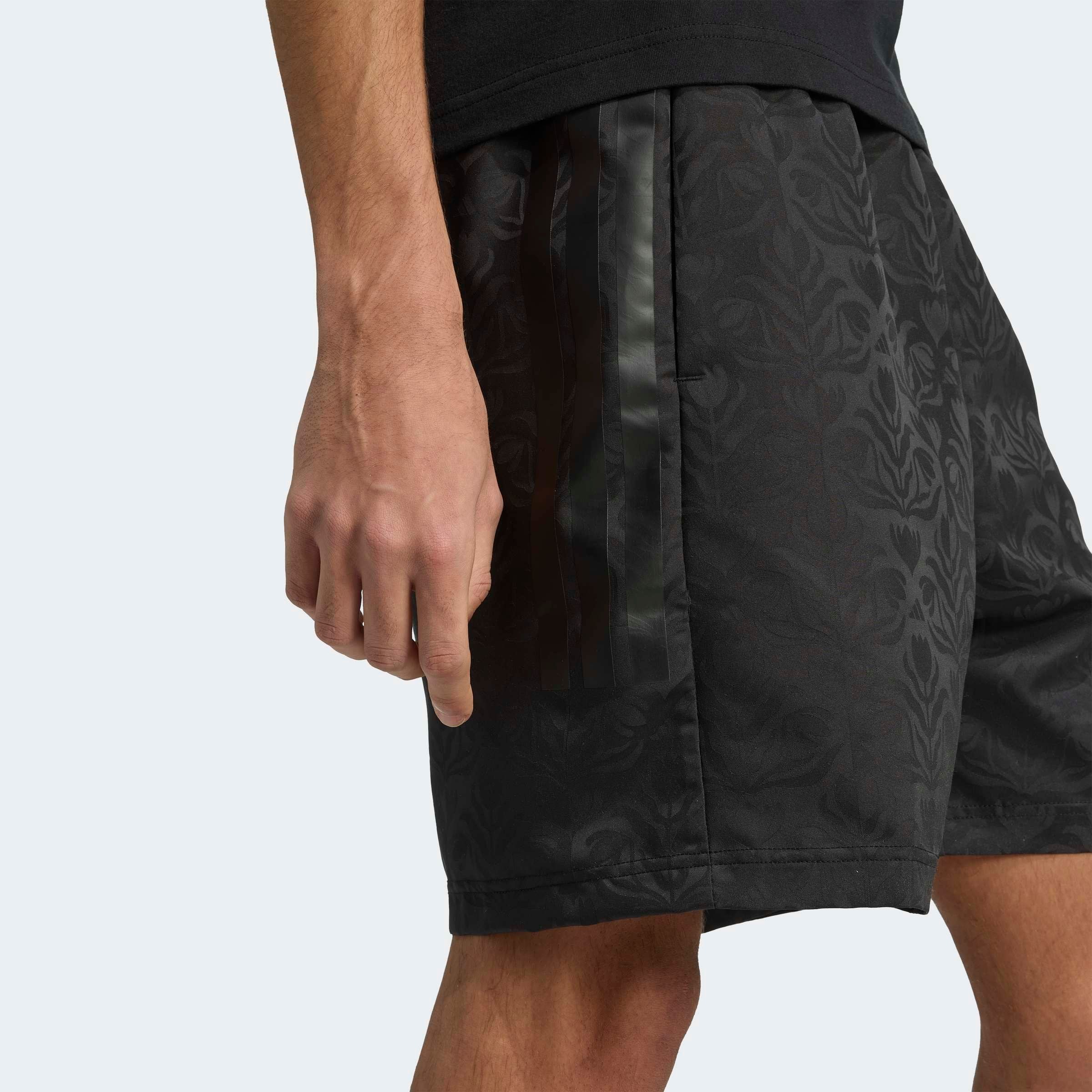 adidas Sportswear Shorts »M TIRO WV SH Q3«, (1 tlg.)