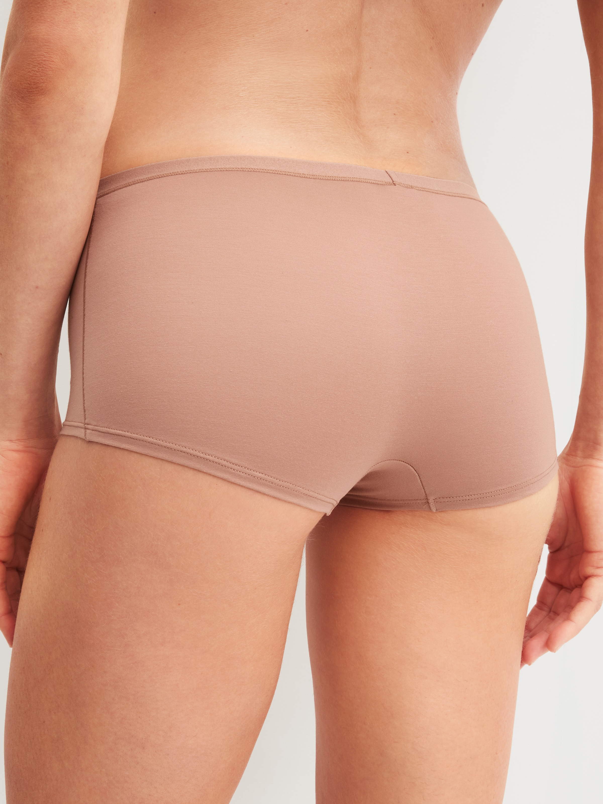 Panty CALIDA "Natural Comfort", Damen, Gr. M (44/46), timeless taupe, Single Jersey, Obermaterial: 92% Baumwolle, 8% Elasthan, normal, Unterhosen Panty, geschmeidig weich, elastisch, pillingarm, Regular-cut, Single Jersey 6