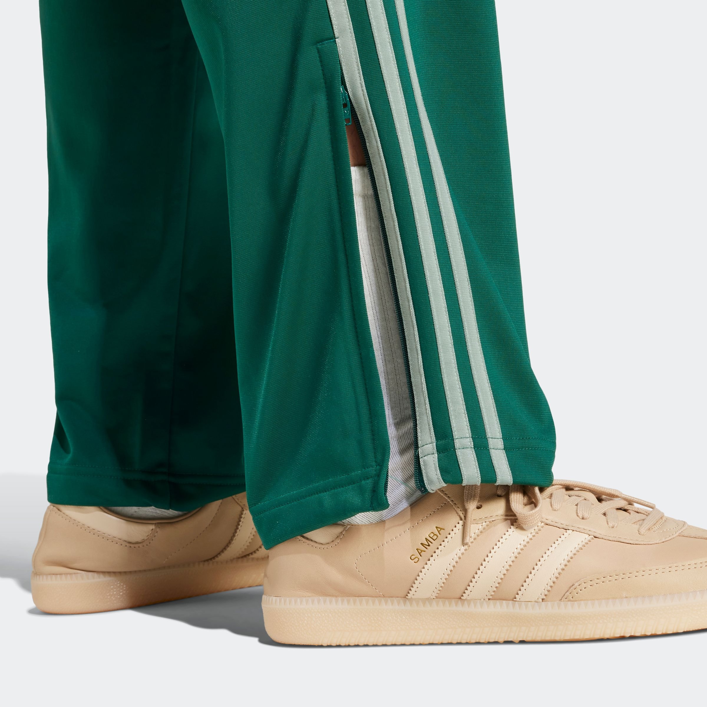 adidas Originals Sporthose »FIREBIRD TP«, (1 tlg.), Trackpant, Streetstyle