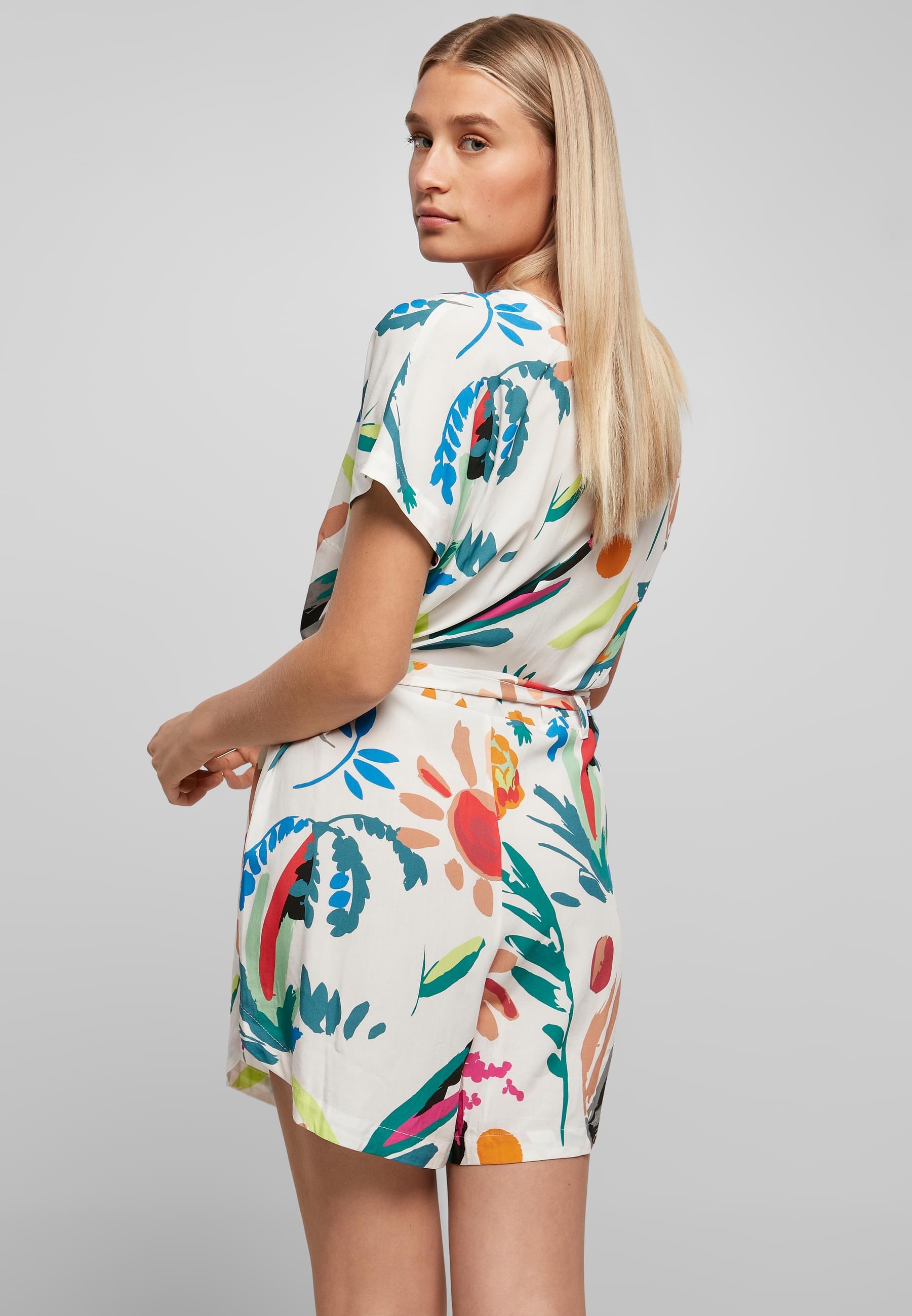 URBAN CLASSICS Jumpsuit »Urban Classics Damen Ladies Short Viscose Belt Jumpsuit«, (1 tlg.)