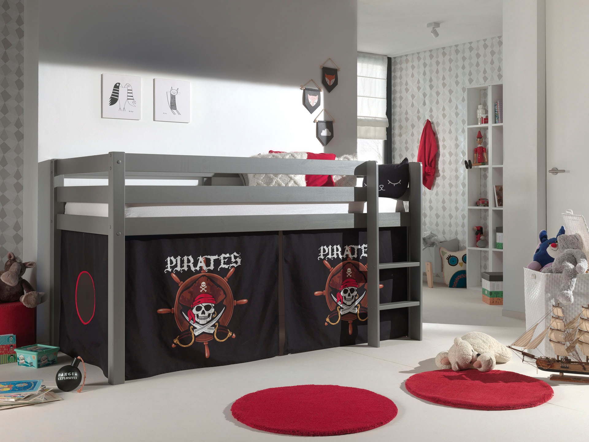 Vipack Hochbett »Pino«, (Made in Europe), Massivholz, wahlweise mit Rutsche, inklusive Rolllattenrost