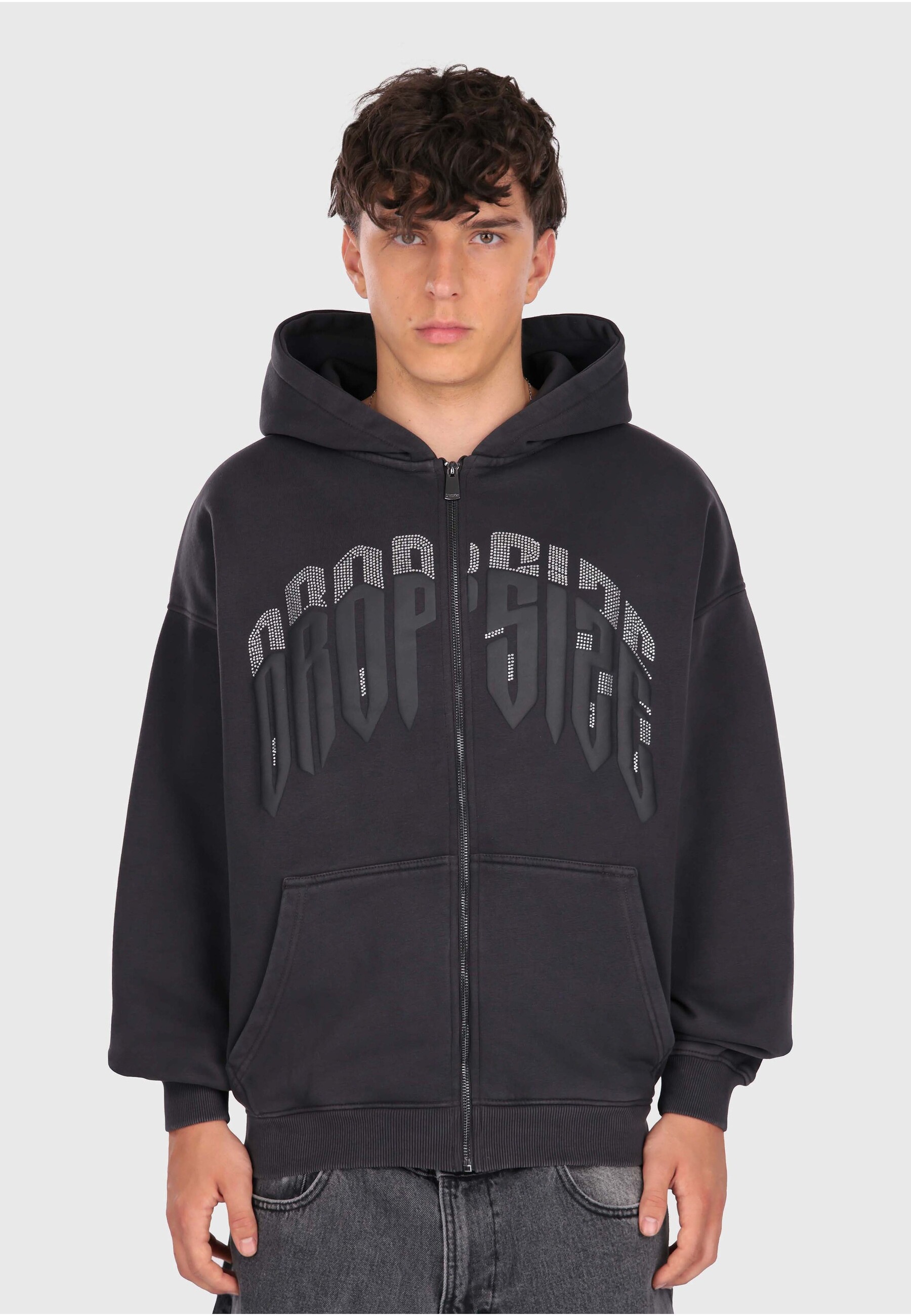 Thumbnail - Dropsize Kapuzenpullover "Dropsize LAYERED RHINESTONE PRINT ZIP HOODIE" 1 tlg.