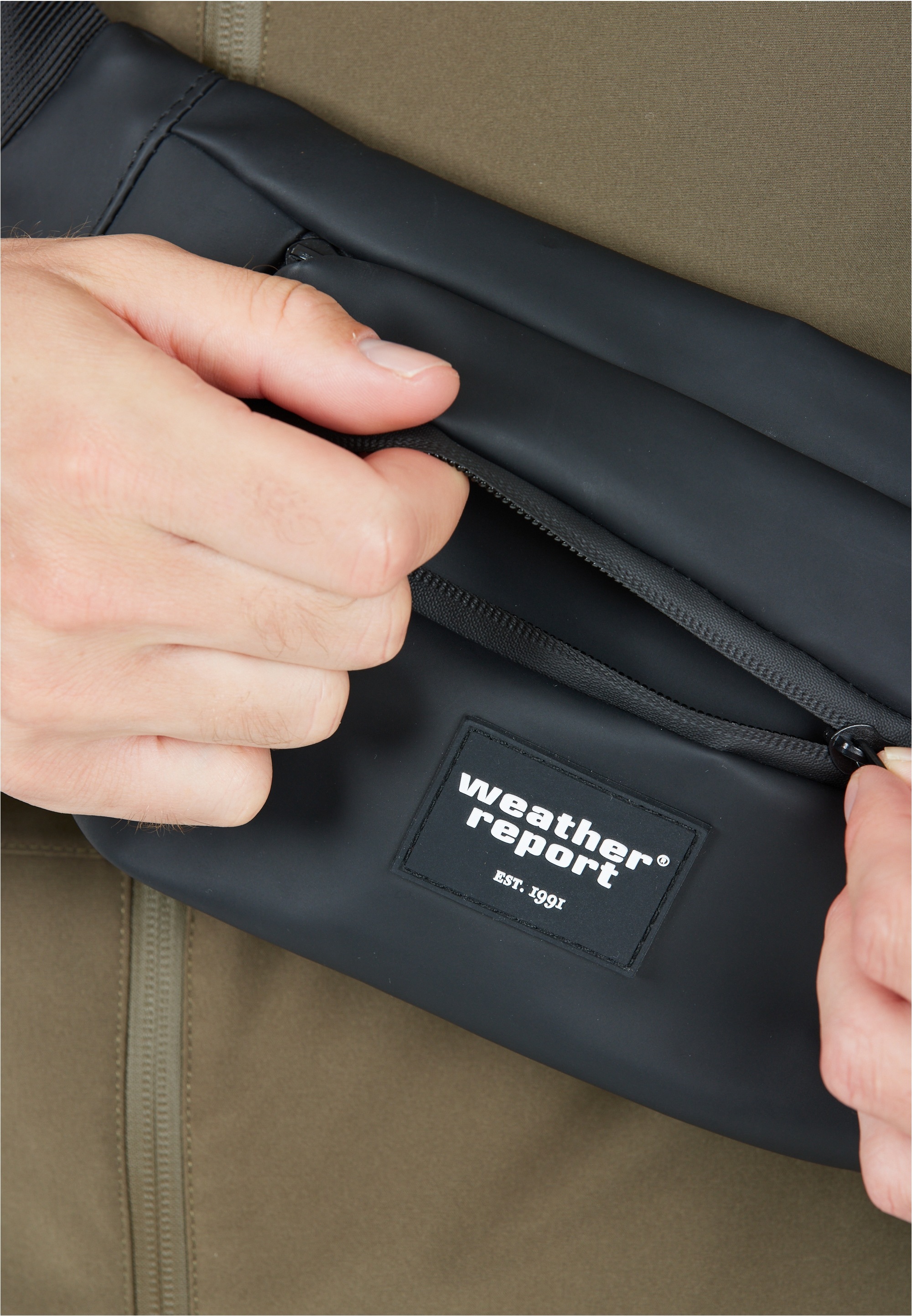 WEATHER REPORT Gürteltasche »Bronze«, aus strapazierfähigen Materialien