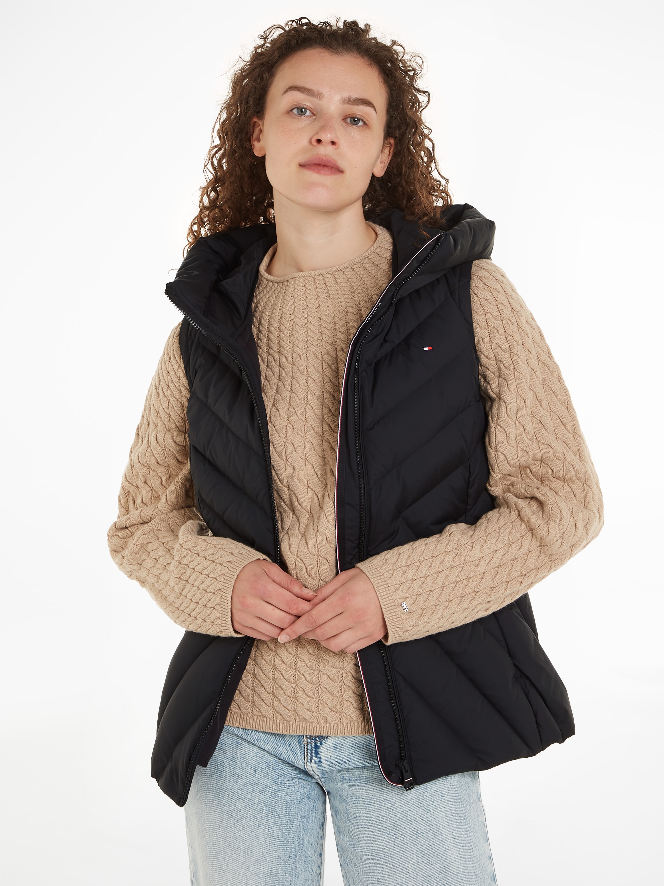 Steppweste »CHEVRON MW PADDED VEST«, mit mittelstarker Wattierung und Tommy Hilfiger...