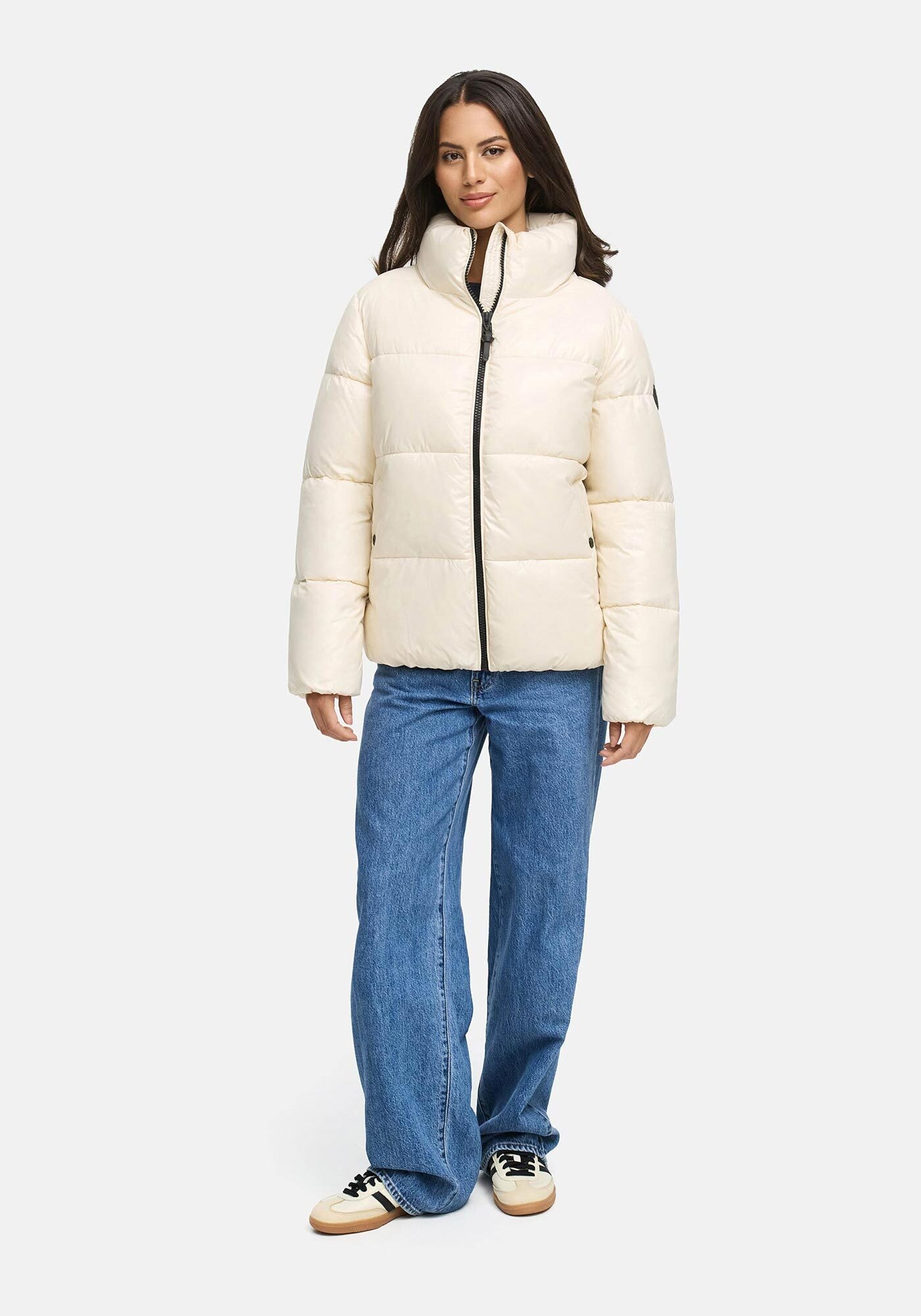 Marikoo Winterjacke "Hazalee" mit leicht gläzendem Obermaterial und hohem K günstig online kaufen