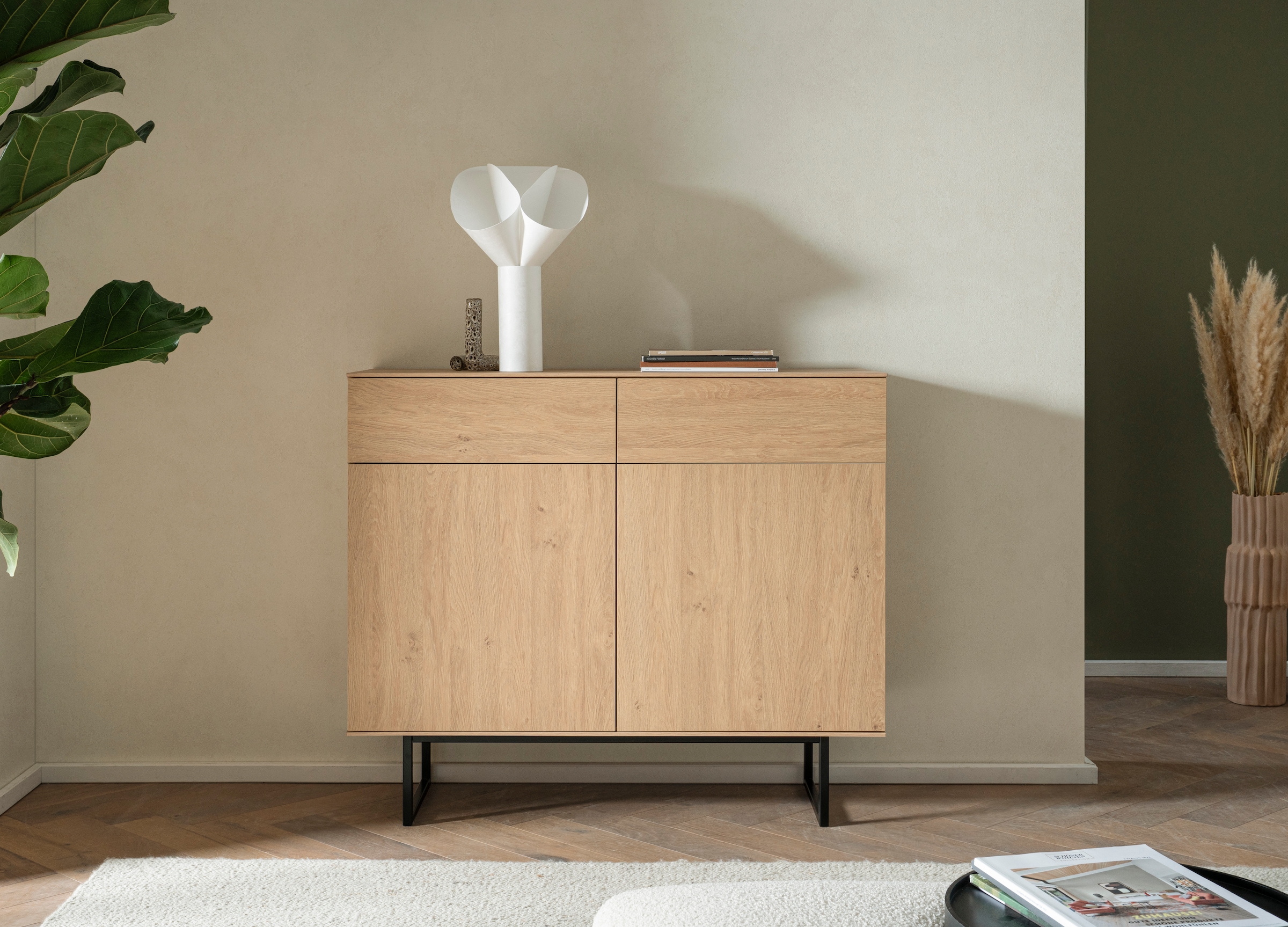 Home affaire Sideboard "Lund, moderner Schrank, Kommode mit Kufengestell" optisch dünner Oberboden, hochwertige Optik, ausreichend Stauraum