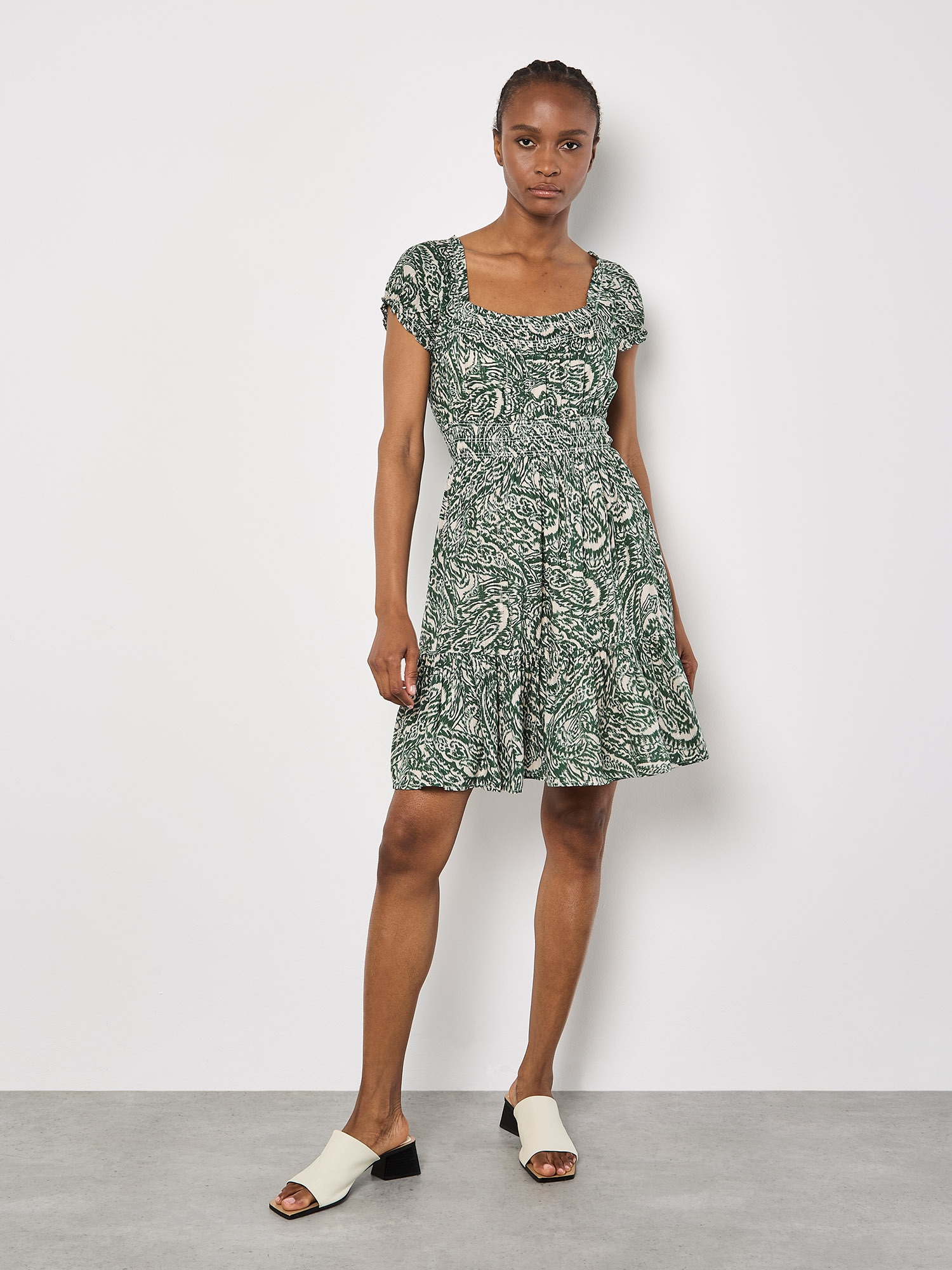 Apricot Minikleid »Minikleid« mit Smokdetails