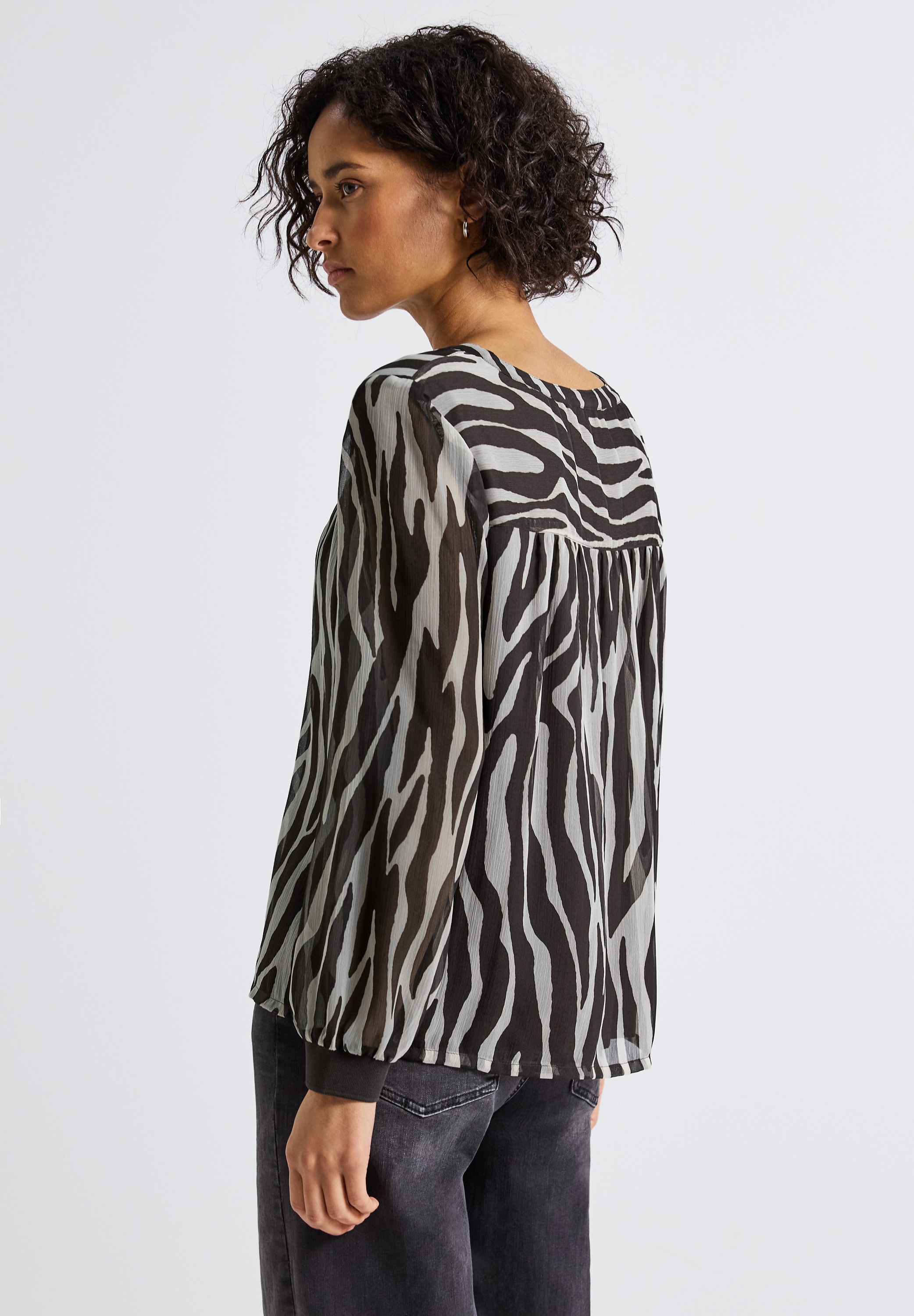 STREET ONE Chiffonbluse, in Blusen-Optik