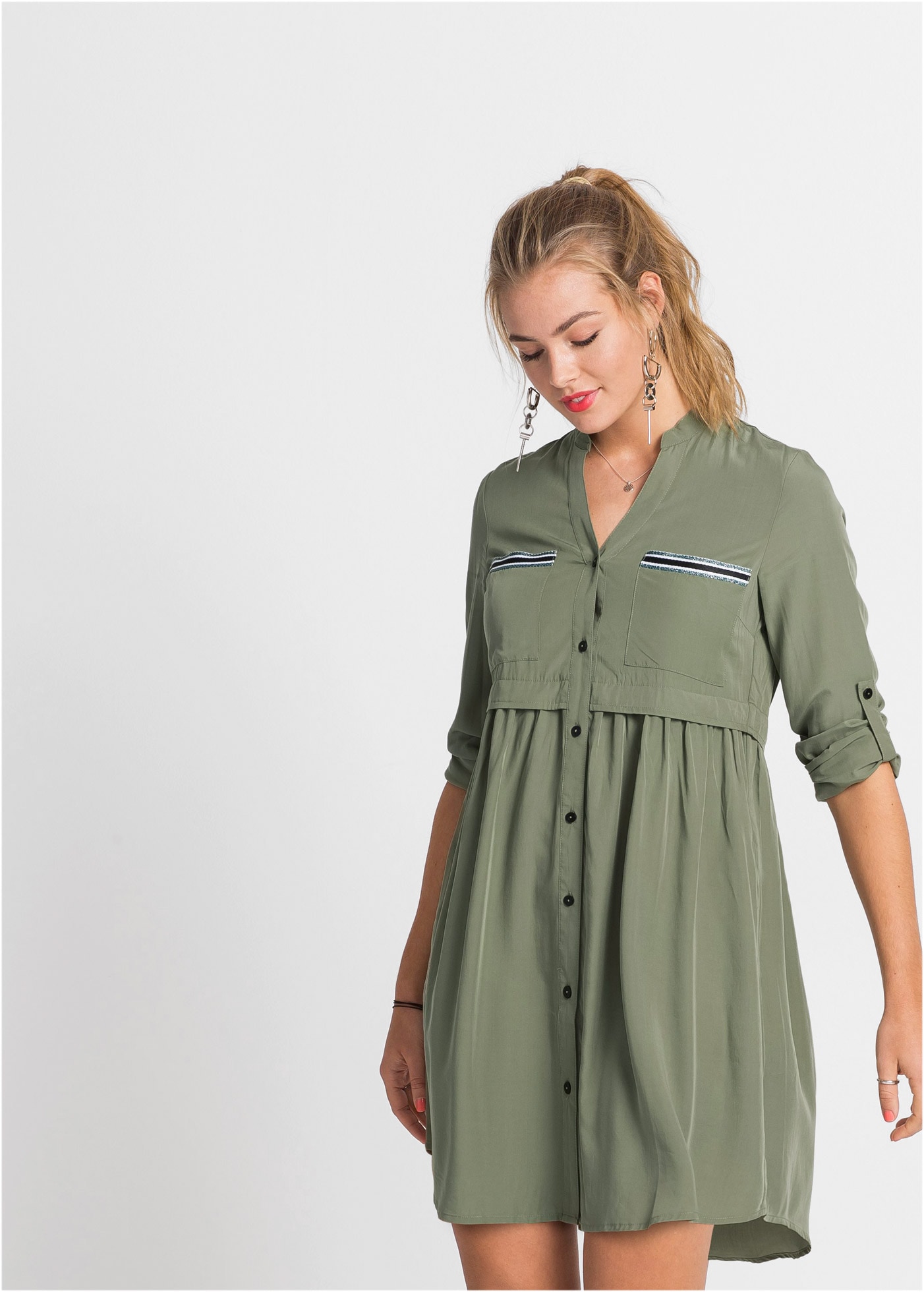 bonprix Hemdblusenkleid mit langem Arm und Riegel-Knopf-Element, mit kontrastfarbigem Einsatz