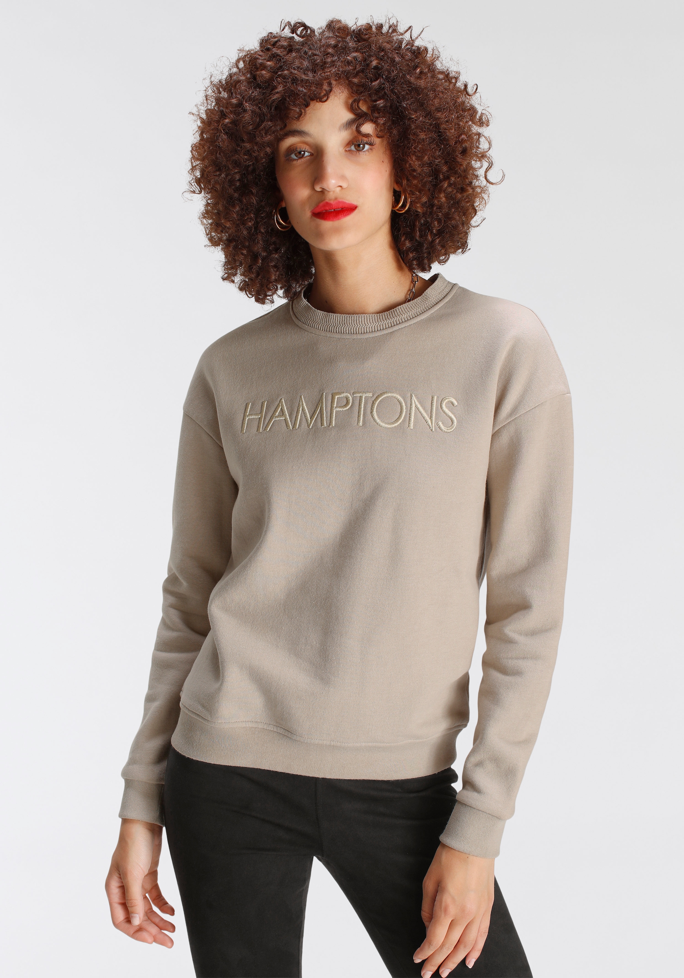 AJC Sweater, mit Statement Stickerei