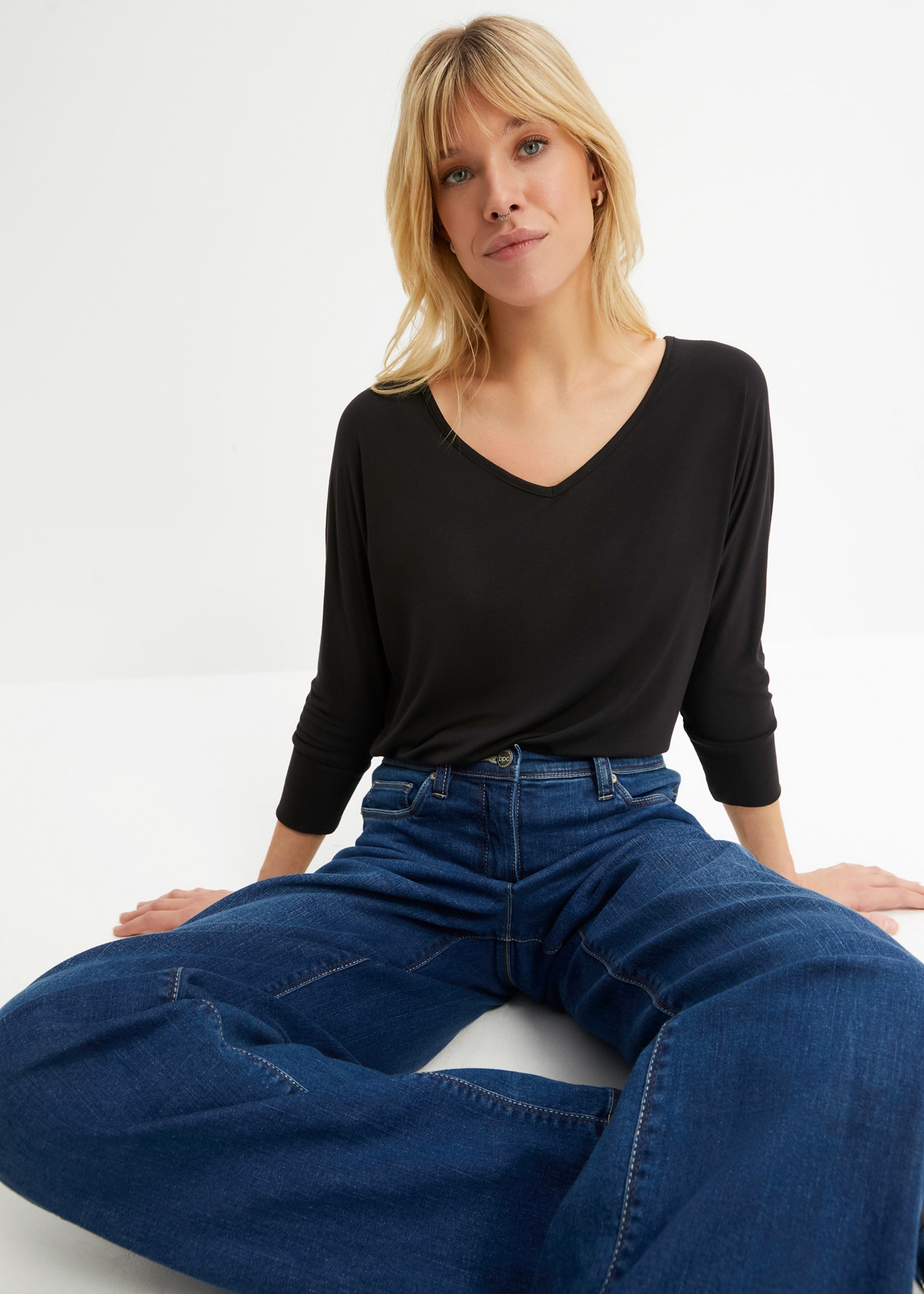 Thumbnail - bonprix Oversize-Shirt "Oversized-Shirt aus fließender Viskose" weite Passform, 3/4-Ärmel, weiter Ausschnitt, aus Viskos...