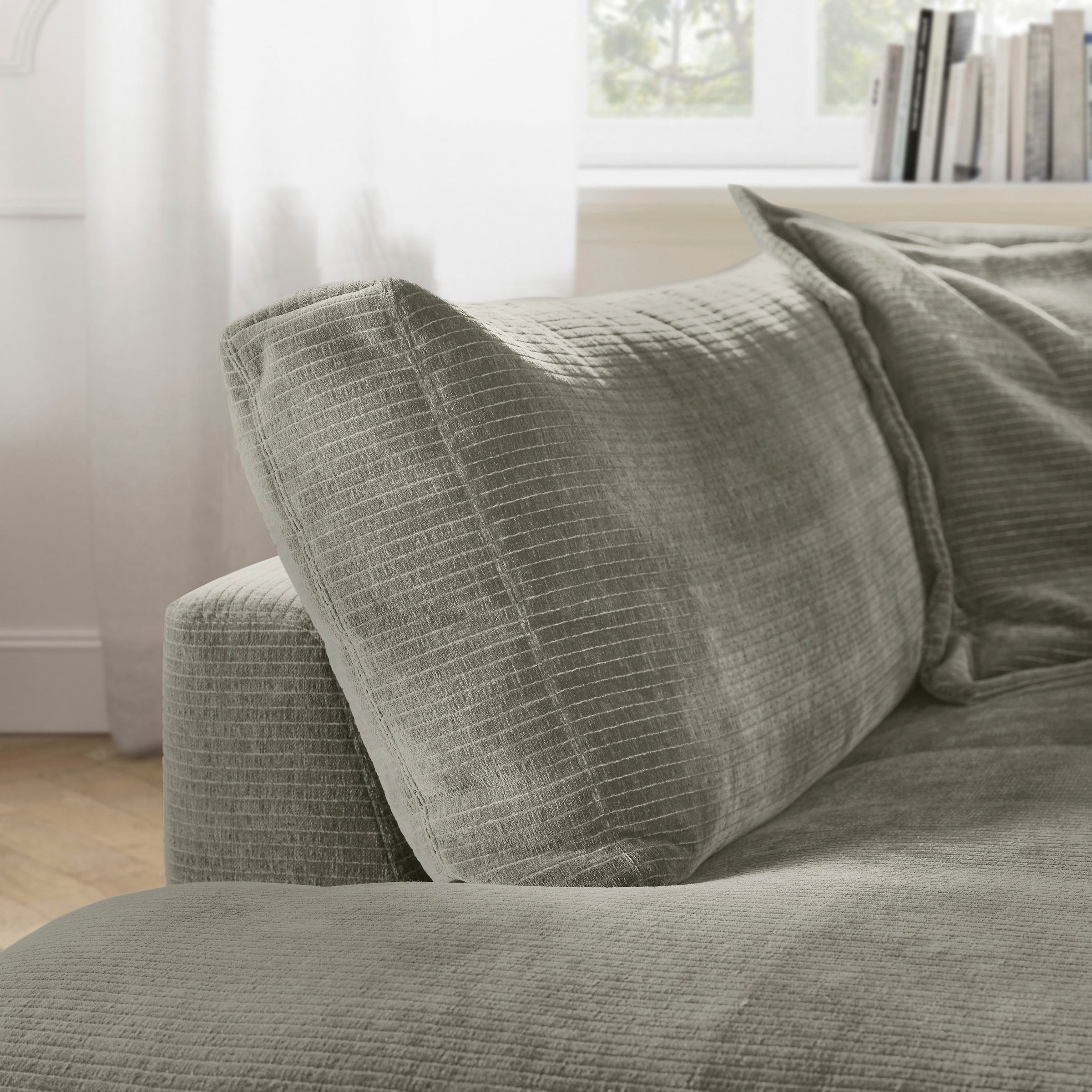 Musterring Ecksofa »Lucia«, mit großem Longchair, verschiedene Farben, B304 x T224 cm