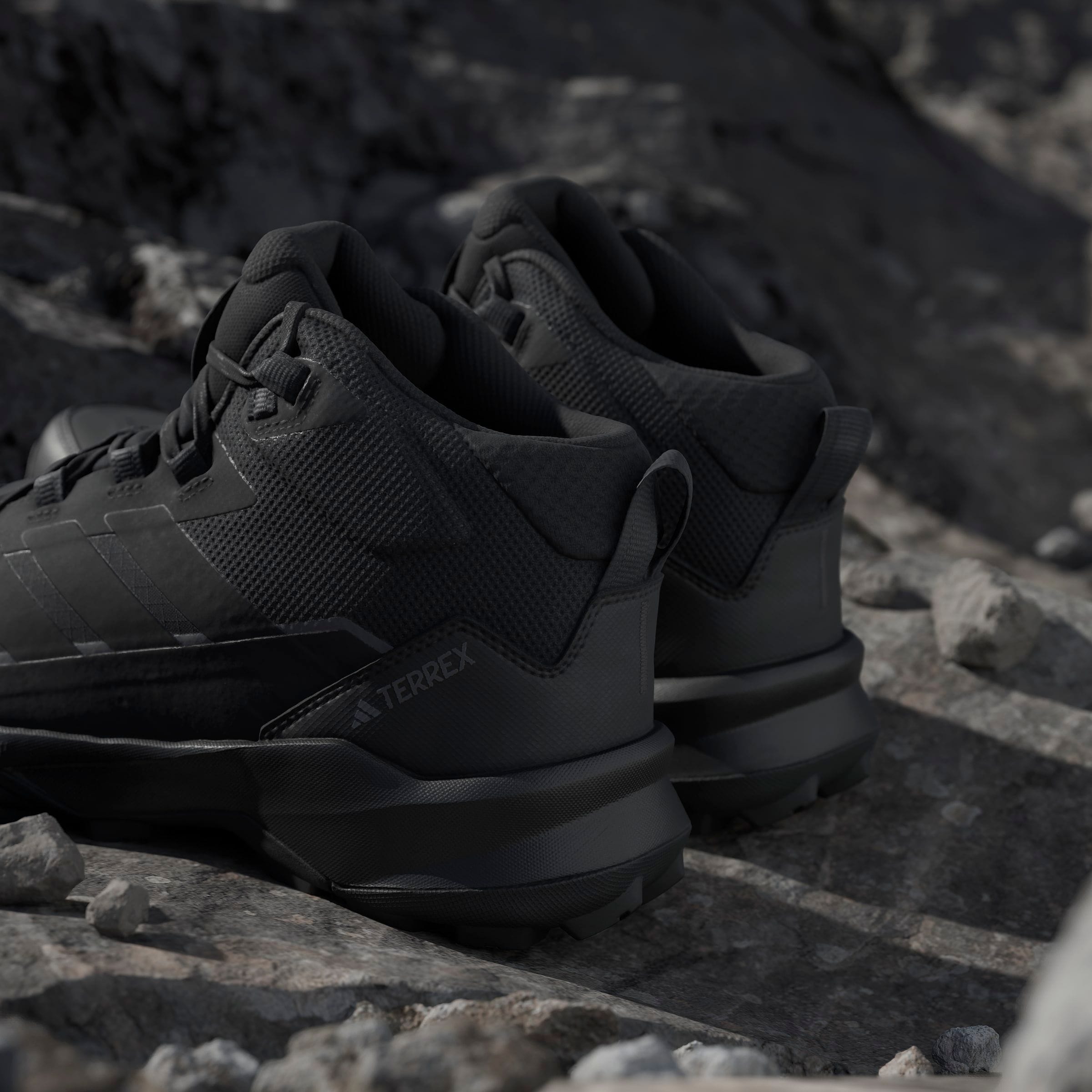 adidas TERREX Wanderschuh »TERREX SKYCHASER AX5 MID GORE-TEX E.«, wasserdicht
