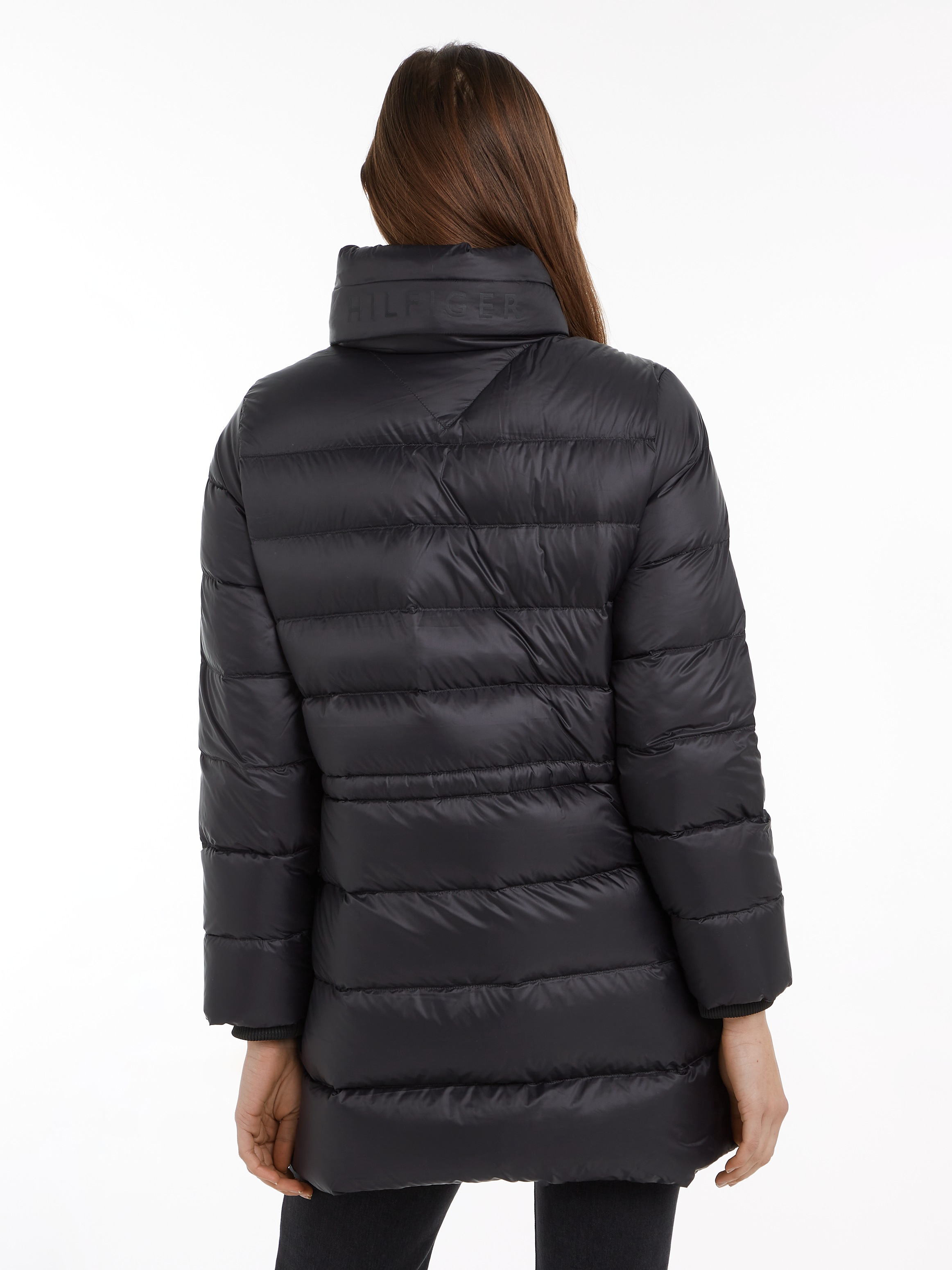 Thumbnail - Tommy Hilfiger mit Logoprägung