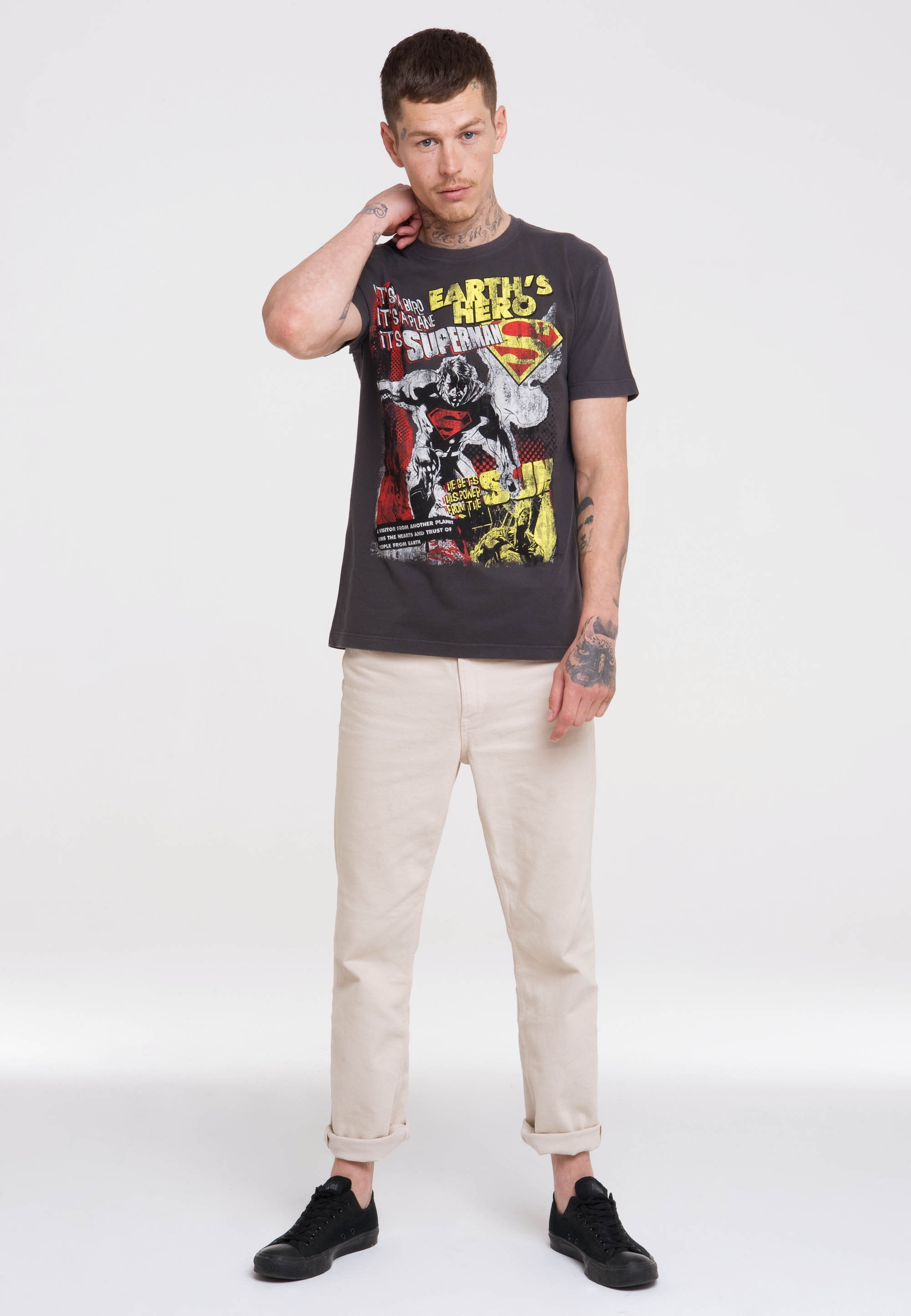 LOGOSHIRT T-Shirt »Superman«, mit coolem Superhelden Motiv
