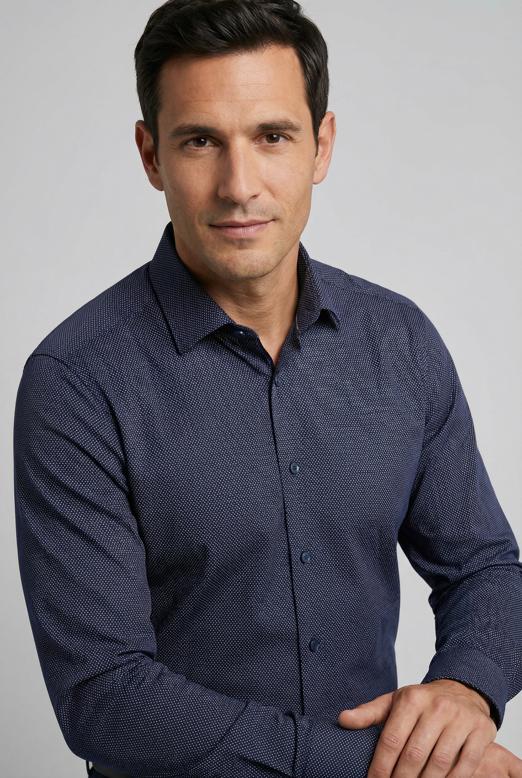 Businesshemd OLYMP "Level Five body fit", Herren, Gr. 39, N-Gr, blau (nachtblau), Web, Obermaterial: 97% Baumwolle, 3% Elastolefin, 2-Knopf-Manschette, Hemden, mit Minimal-Punkt-Print