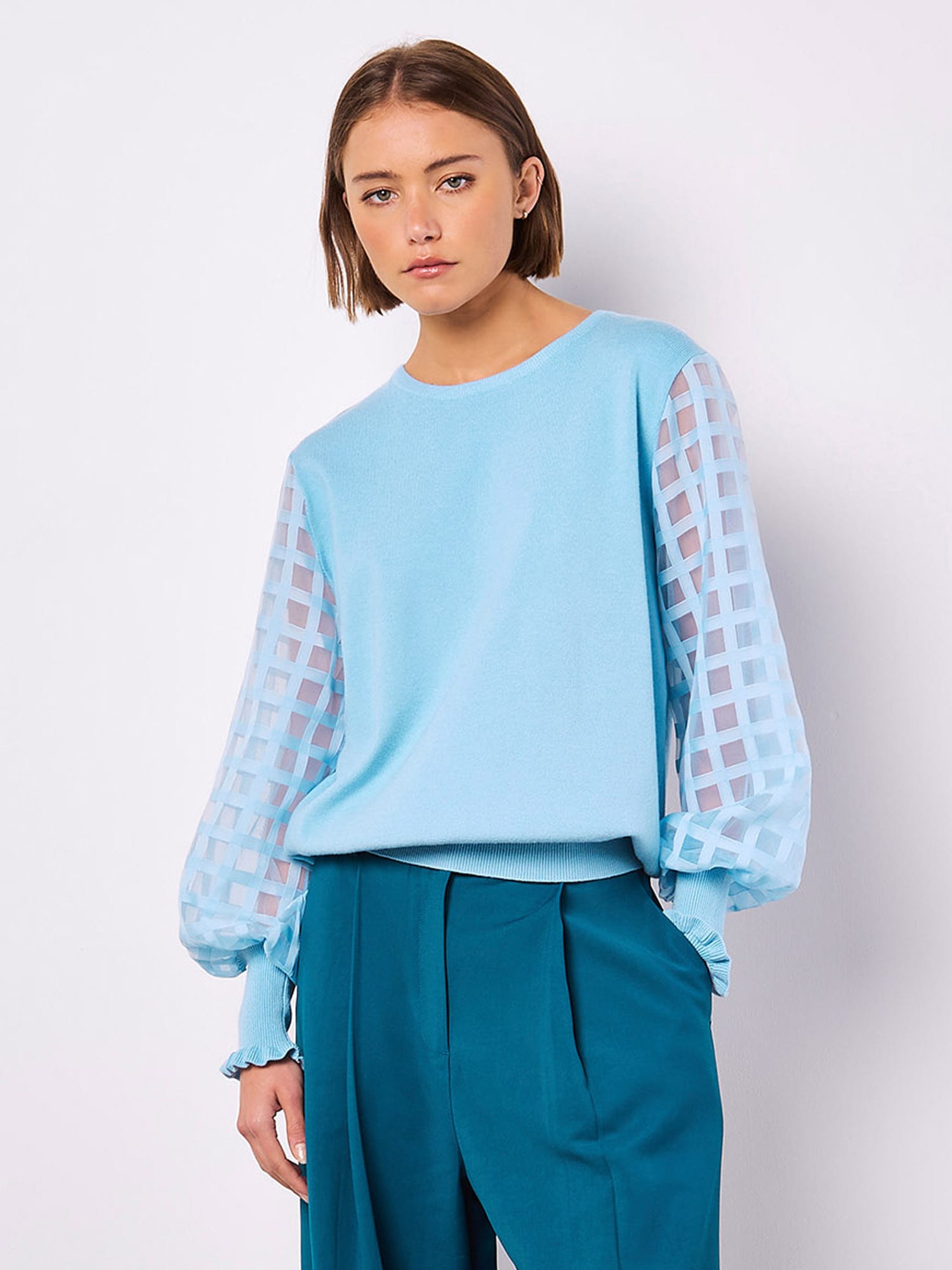 Apricot Strickpullover "Eleganter Pullover" mit kontrastierenden Organza-Ärmeln