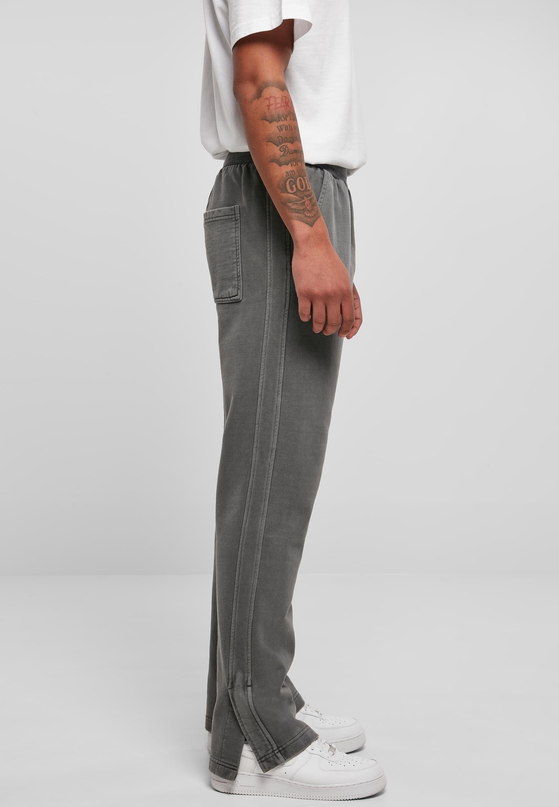 URBAN CLASSICS Jogginghose »Urban Classics Herren Heavy Terry Garment Dye Slit Sweatpants«, (1 tlg.)