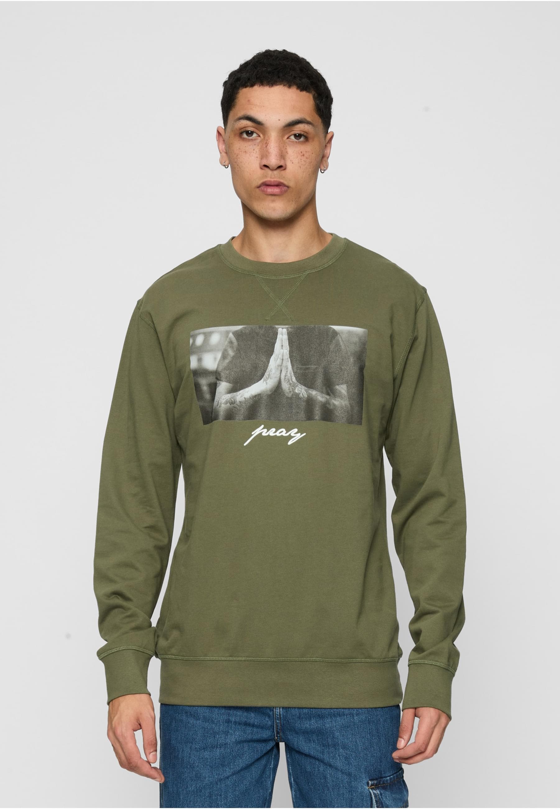 MisterTee Rundhalspullover »MisterTee Herren Pray Crewneck«, (1 tlg.)