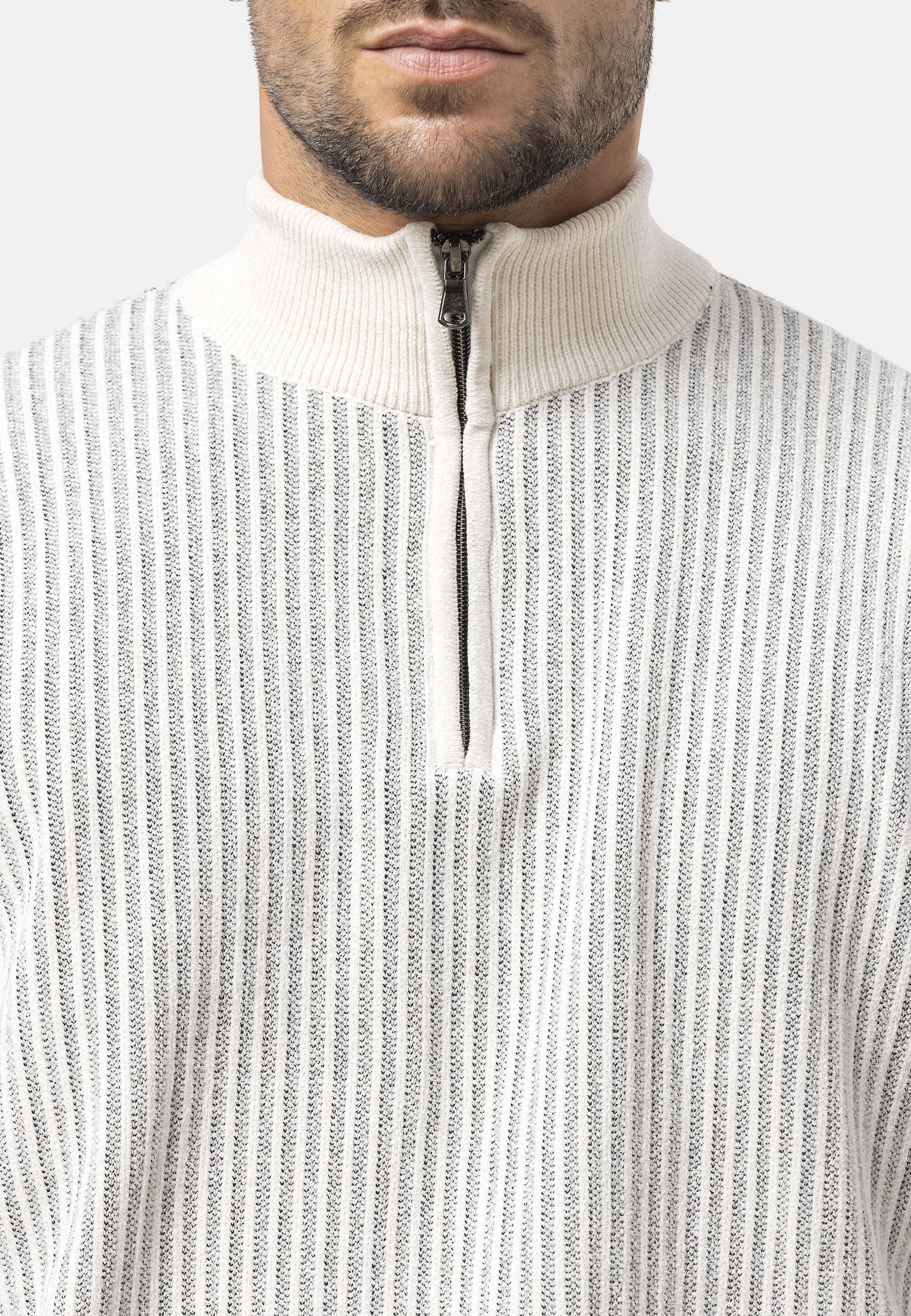 Cipo & Baxx Strickpullover »CP286« 1 Stk. vertikales Rippstrickmuster