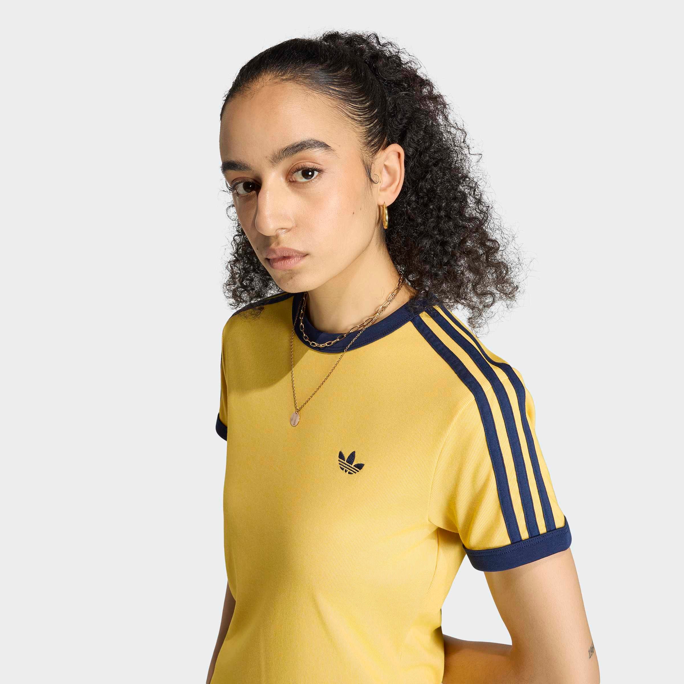 adidas Originals T-Shirt »3S CALI TEE« für Erwachsene, mit Rundhalsausschnitt, ohne Verschluss, aus Polyester