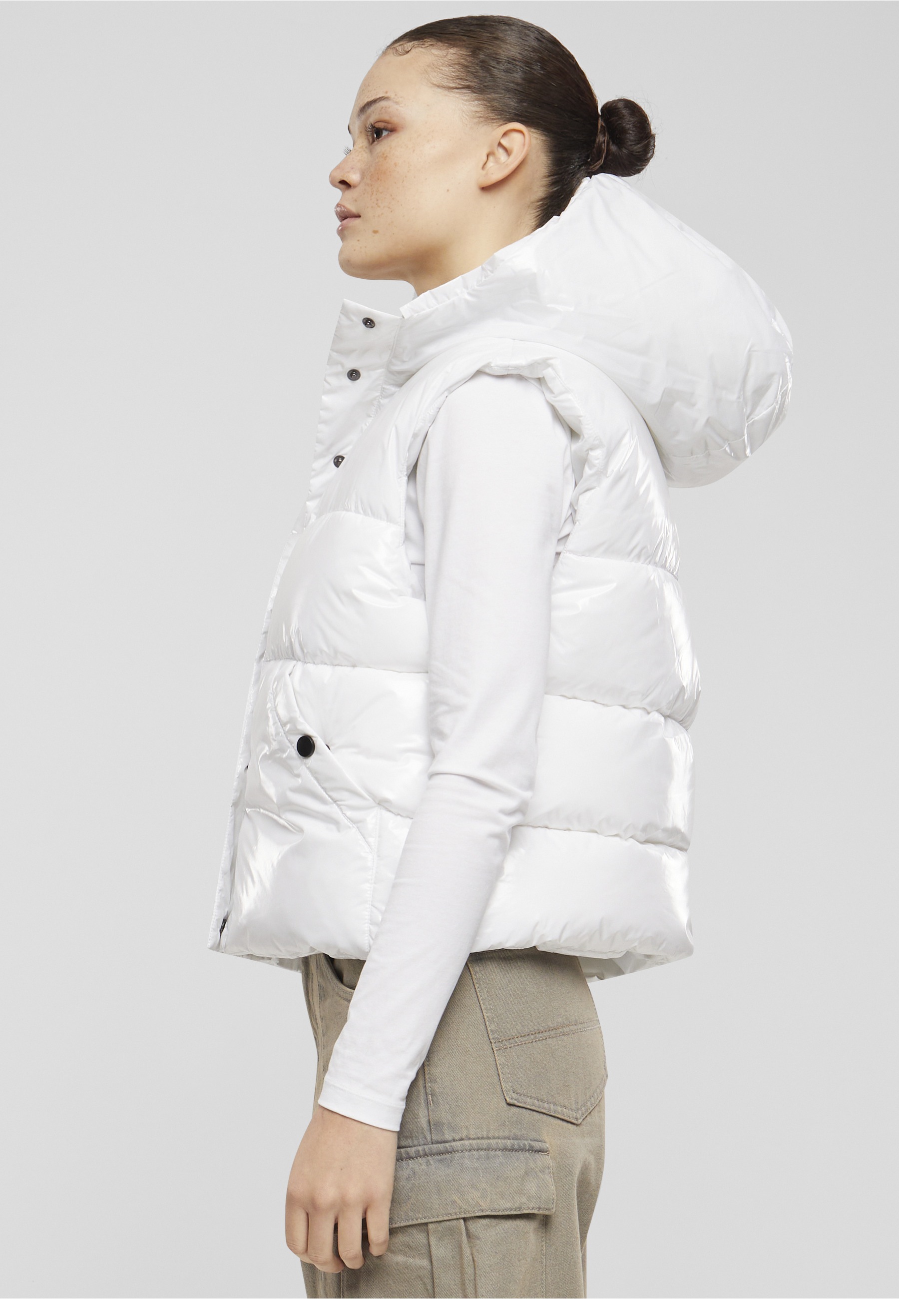 URBAN CLASSICS Steppweste »Urban Classics Ladies Recycled Shiny Puffer Vest with Hood«