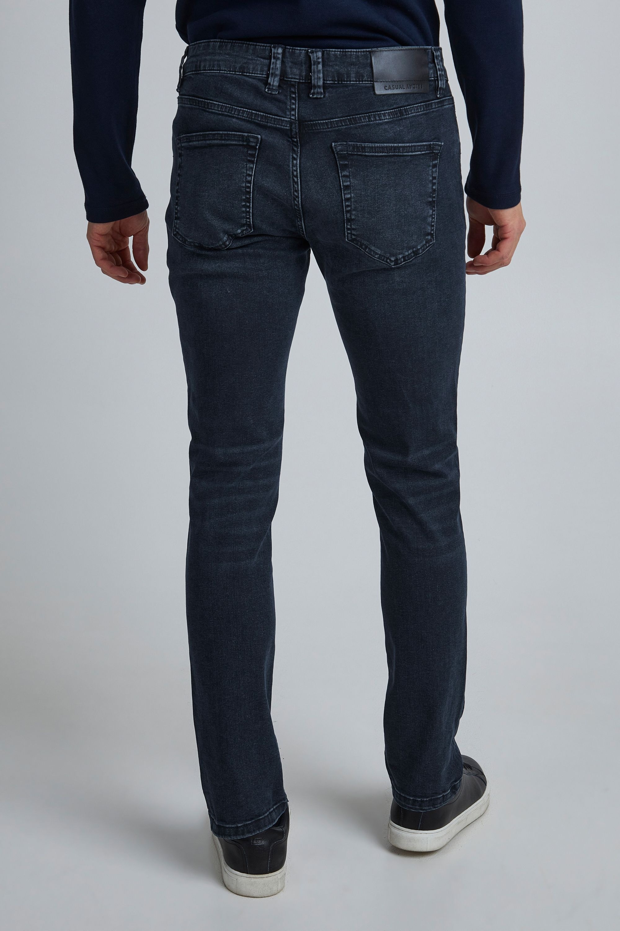 5-Pocket-Jeans CASUAL FRIDAY "5-Pocket-Jeans CFRy", Herren, Gr. 30, Länge 32, schwarz (denim blau schwarz), Obermaterial: 97% Baumwolle CO. 3% Elasthan EL., Hosen 5-Pocket-Jeans 3