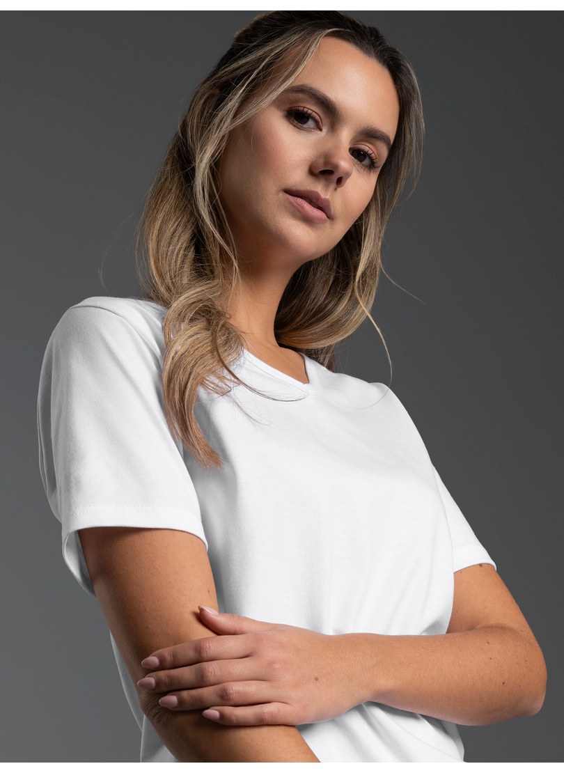 Trigema T-Shirt »TRIGEMA T Shirt aus Biobaumwolle mit V-Ausschnitt« 1