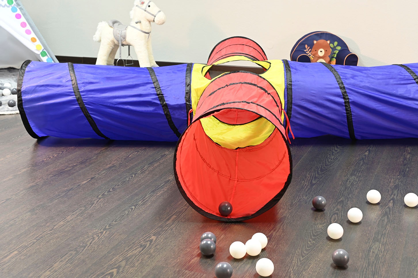 Knorrtoys® Spieltunnel »Circle Centre«, 4 Krabbeleingänge mit "Ausguck" in der Mitte
