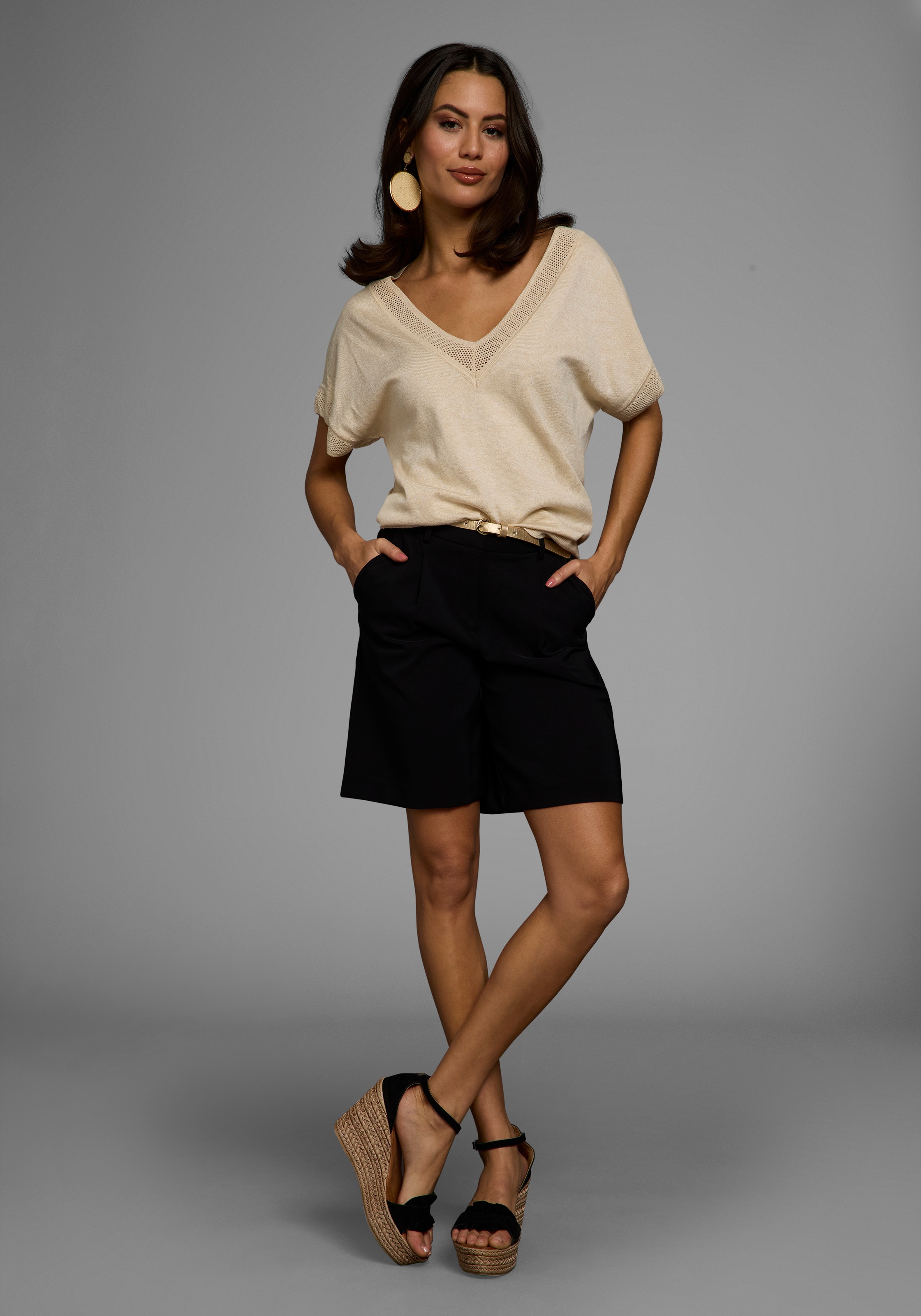 Laura Scott Women Short Sleeve Pullover Beige Size 40/42 3