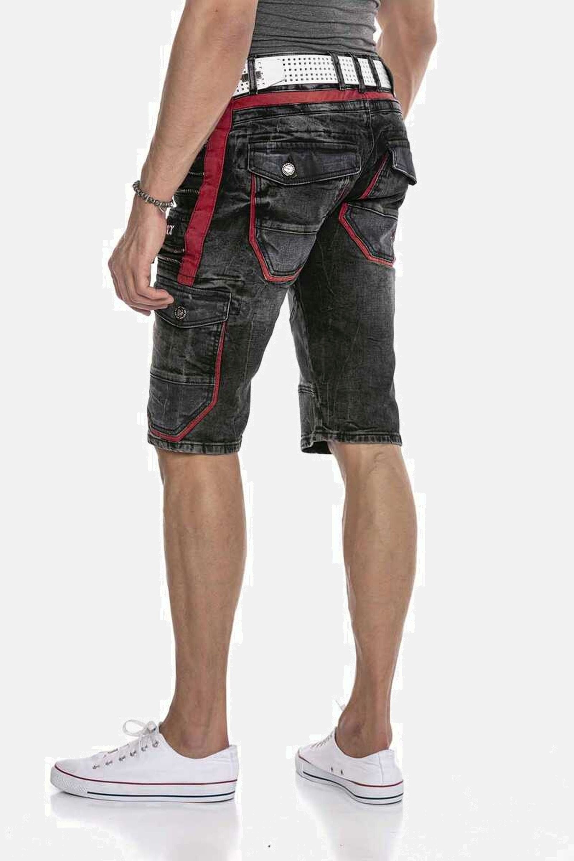 Cipo & Baxx Jogg Pants »Bermuda & Short«, mit Reißverschluss-Verzierungen, CK224