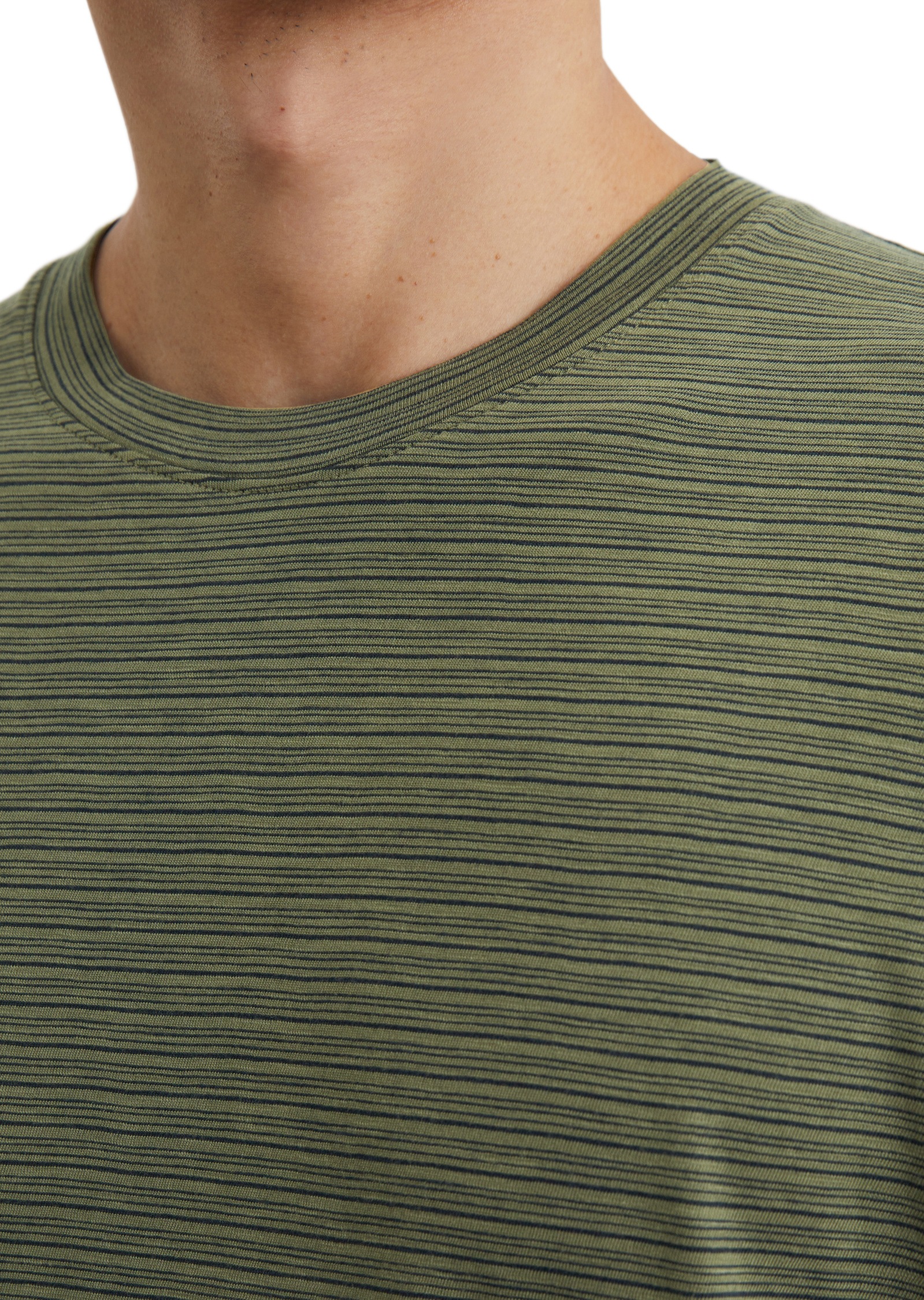 Marc O'Polo T-Shirt »aus gestreiftem Single-Slub-Jersey«