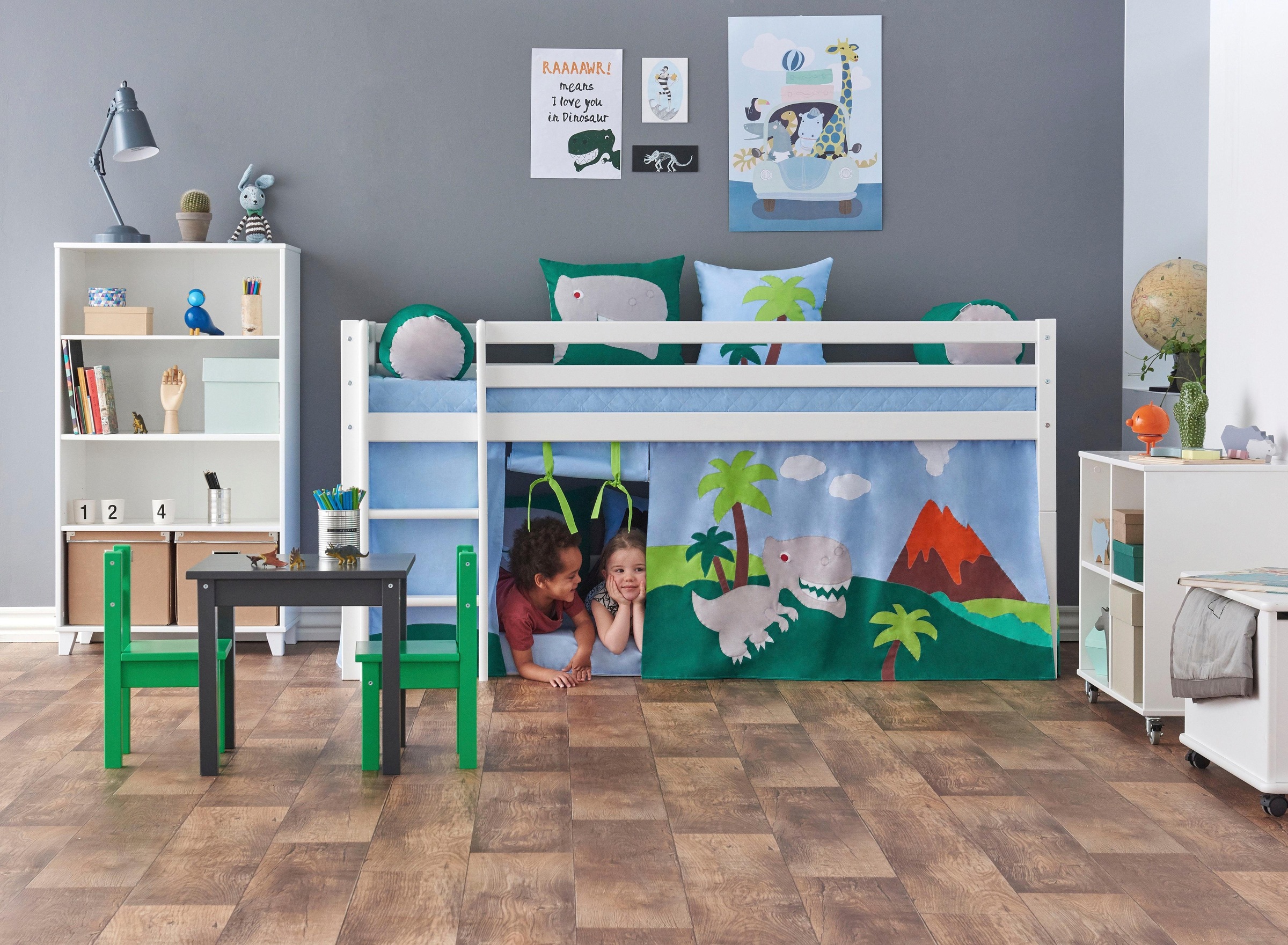 Hoppekids Hochbett Dinosaurier, inkl. Vorhang-Set, Matratze und Rollrost